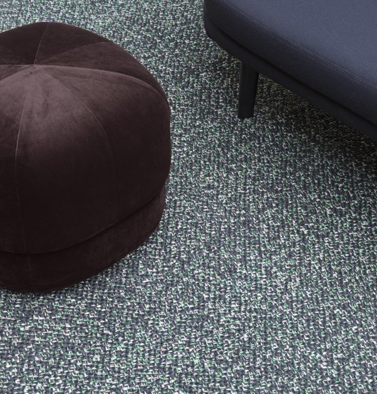 Normann Copenhagen Circus Velour poef small rust