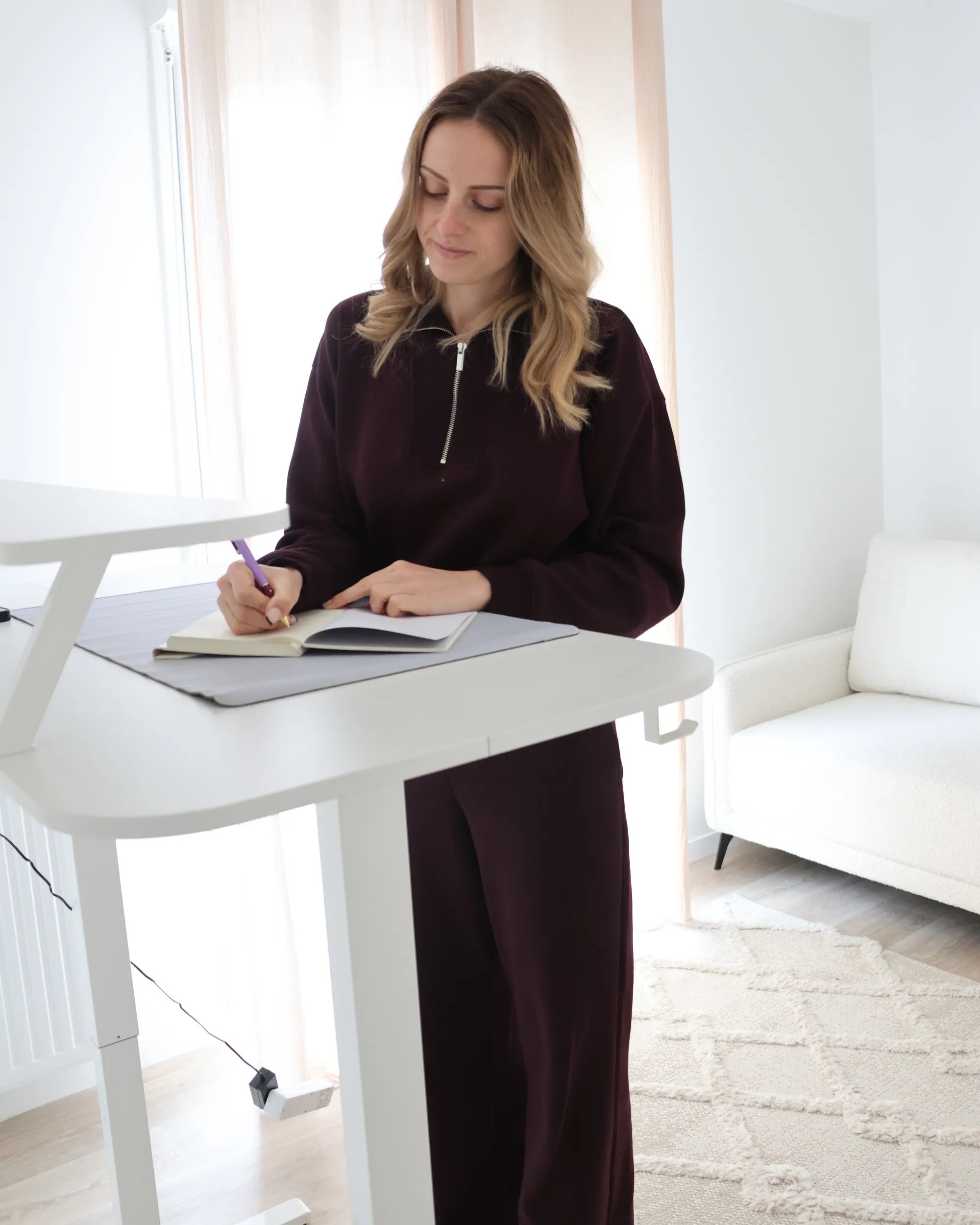 Elektrisch verstelbaar sta-bureau WILBANKS Wit 120 cm 60 cm met USB-poort