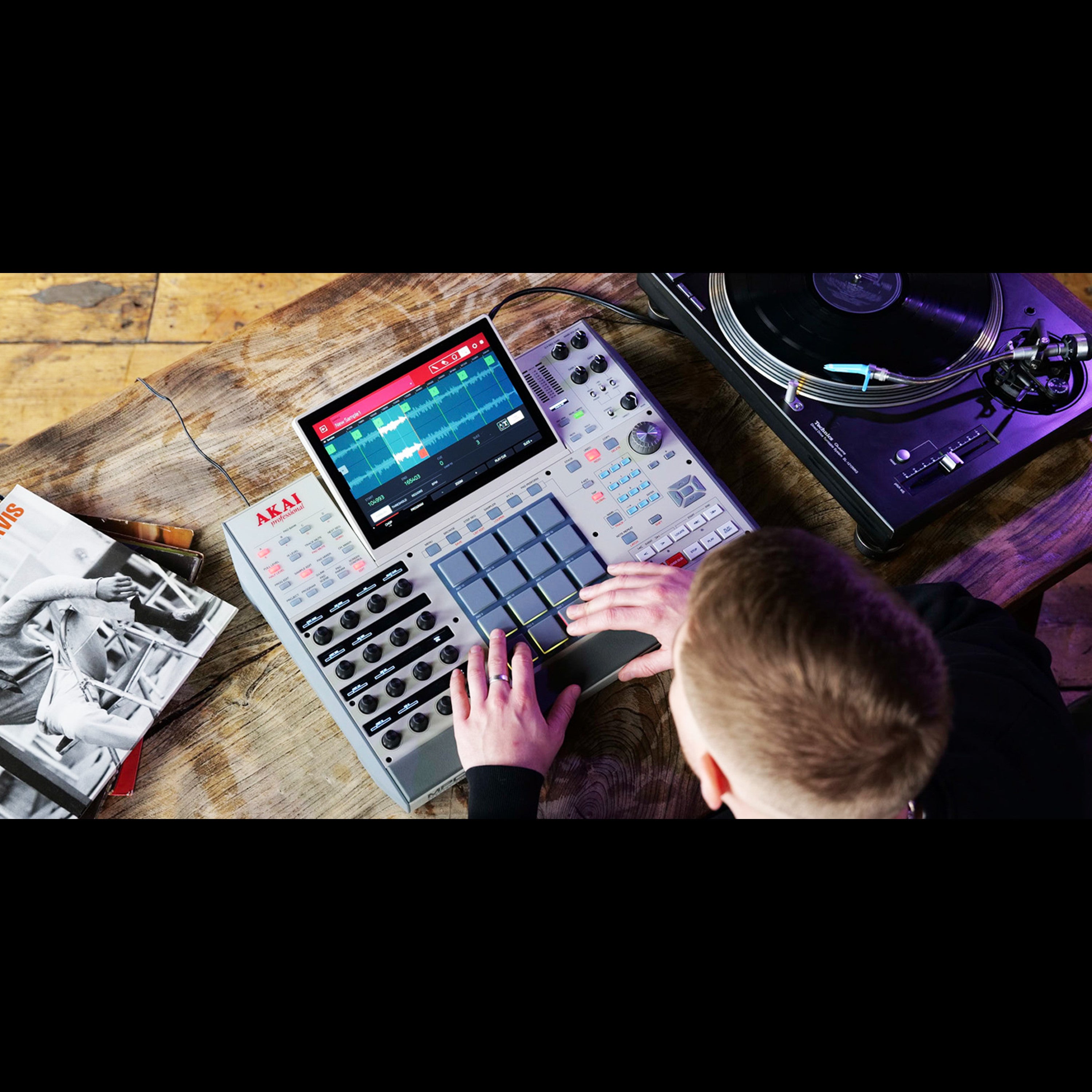 Akai Professional MPC X SE Special Edition muziekproductie console (standalone)