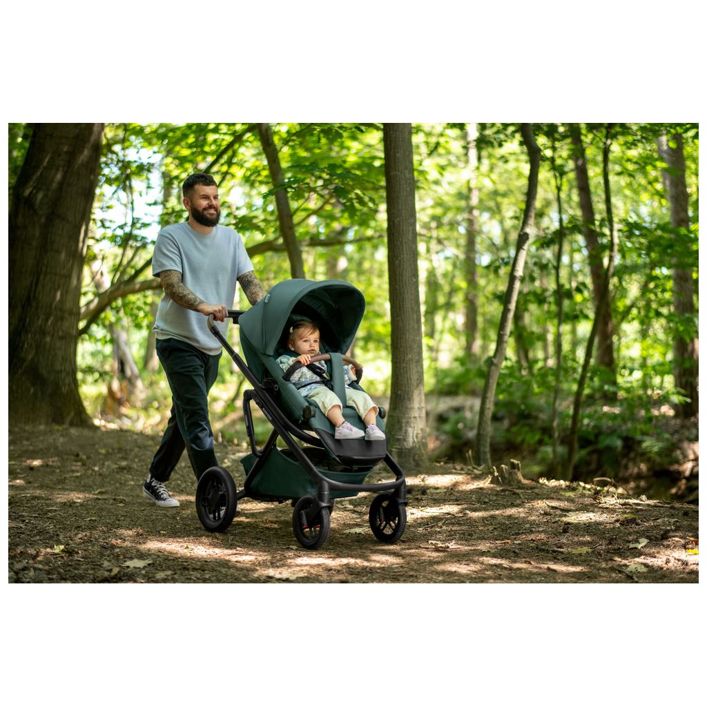 Maxi CosiMaxi Cosi   Lila XP Plus Kinderwagen essential black