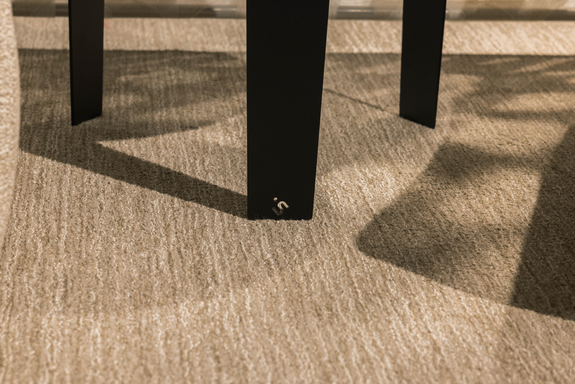Bijzettafel Cascado 50x45 cm zwart