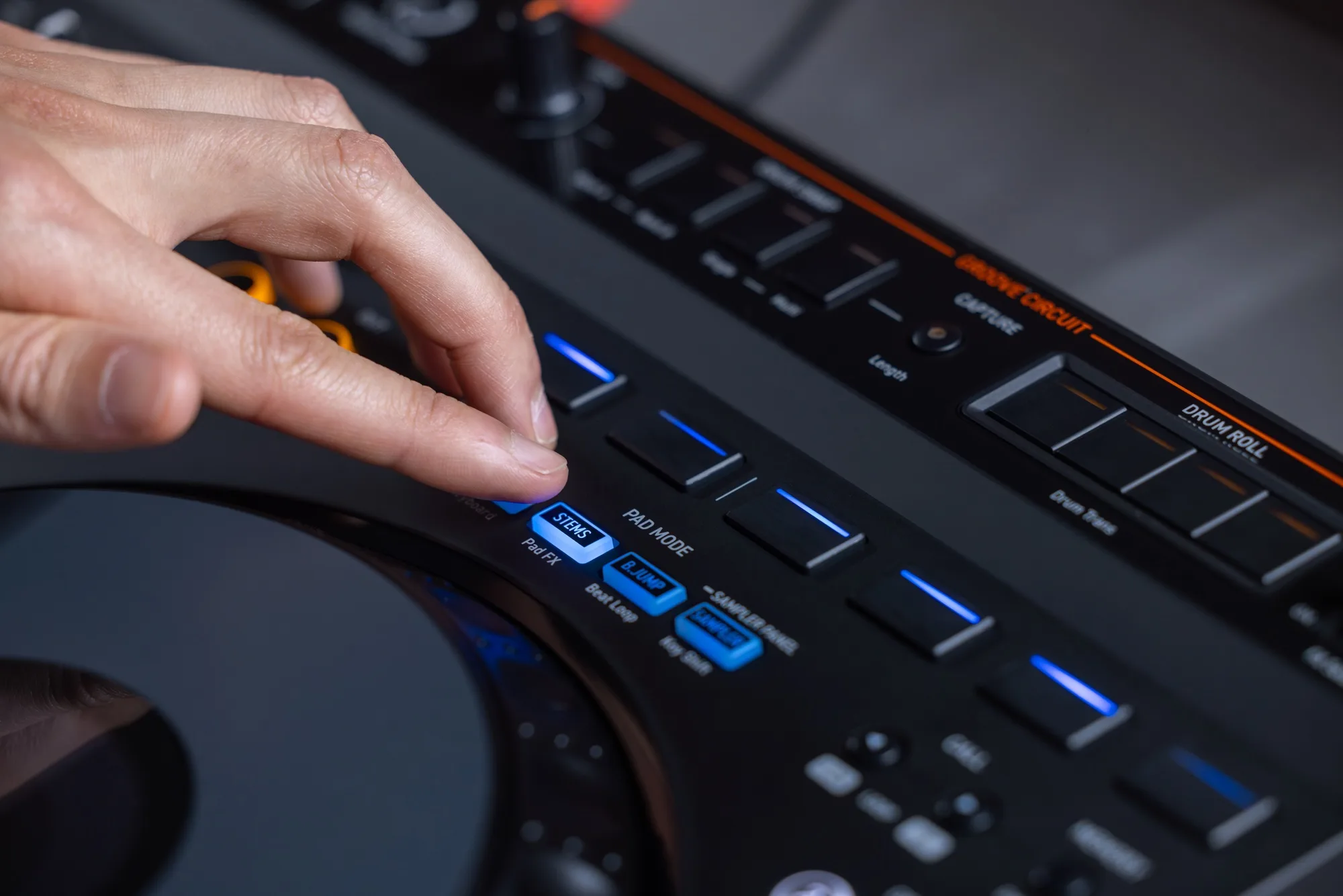 AlphaTheta DDJ-GRV6 Contrôleurs DJ