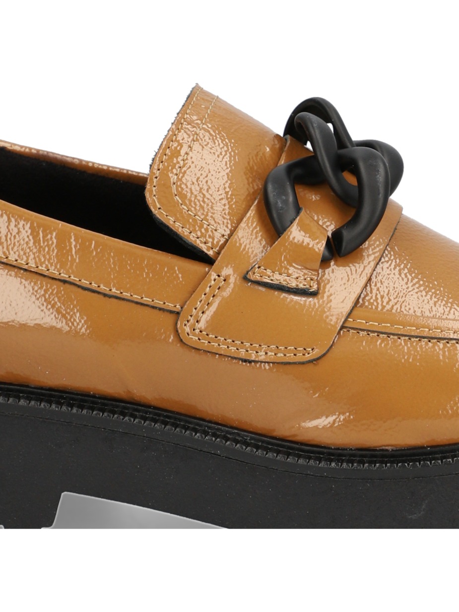Lackleder Slipper klassisch