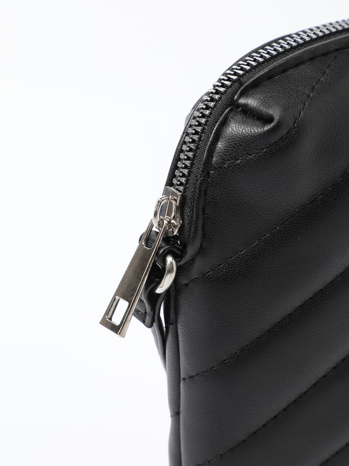 Capa acolchoada para celular - Preta