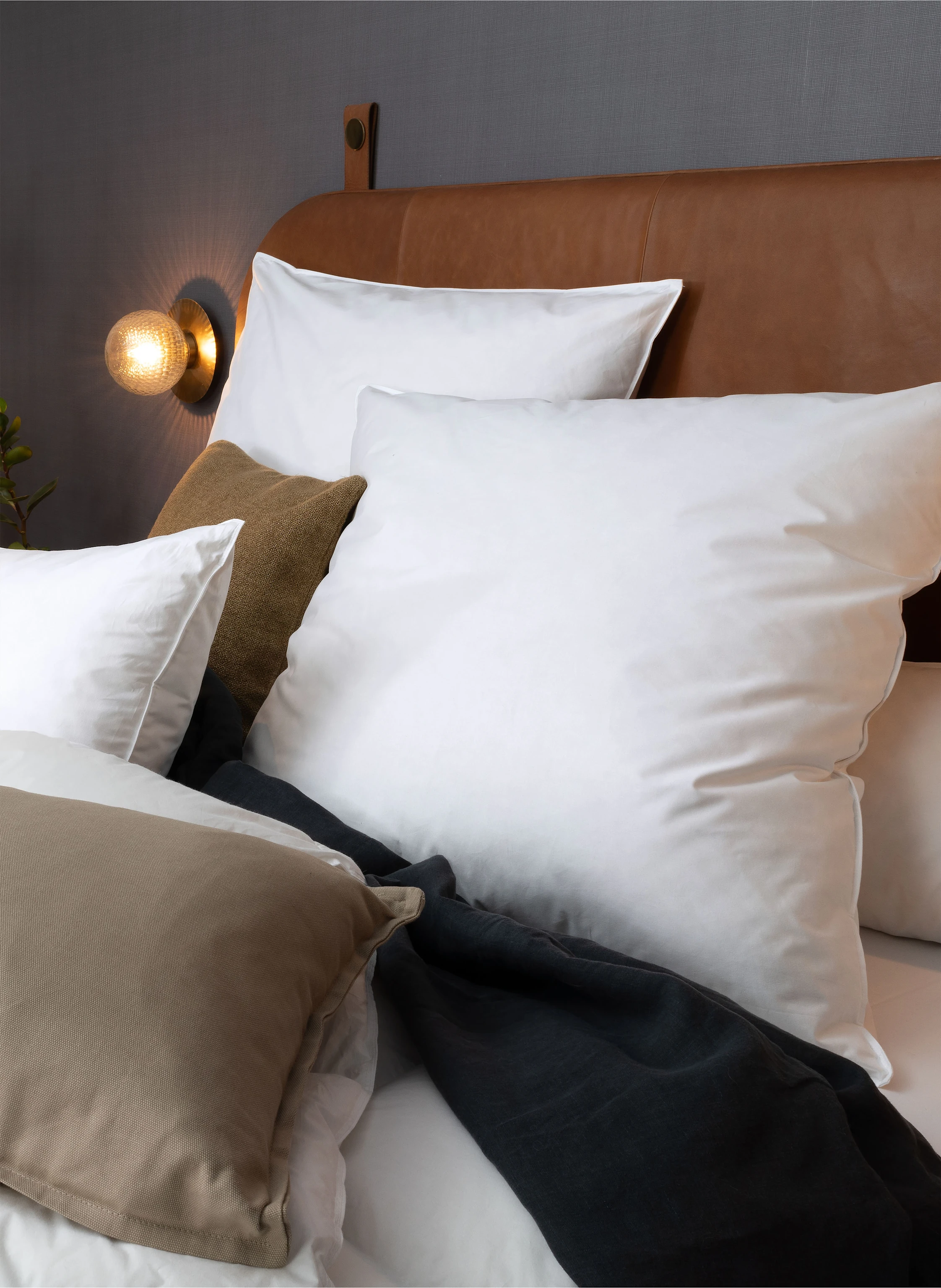 CENTA-STAR Daunenkissen LUXURY DREIKAMMERN SOFT