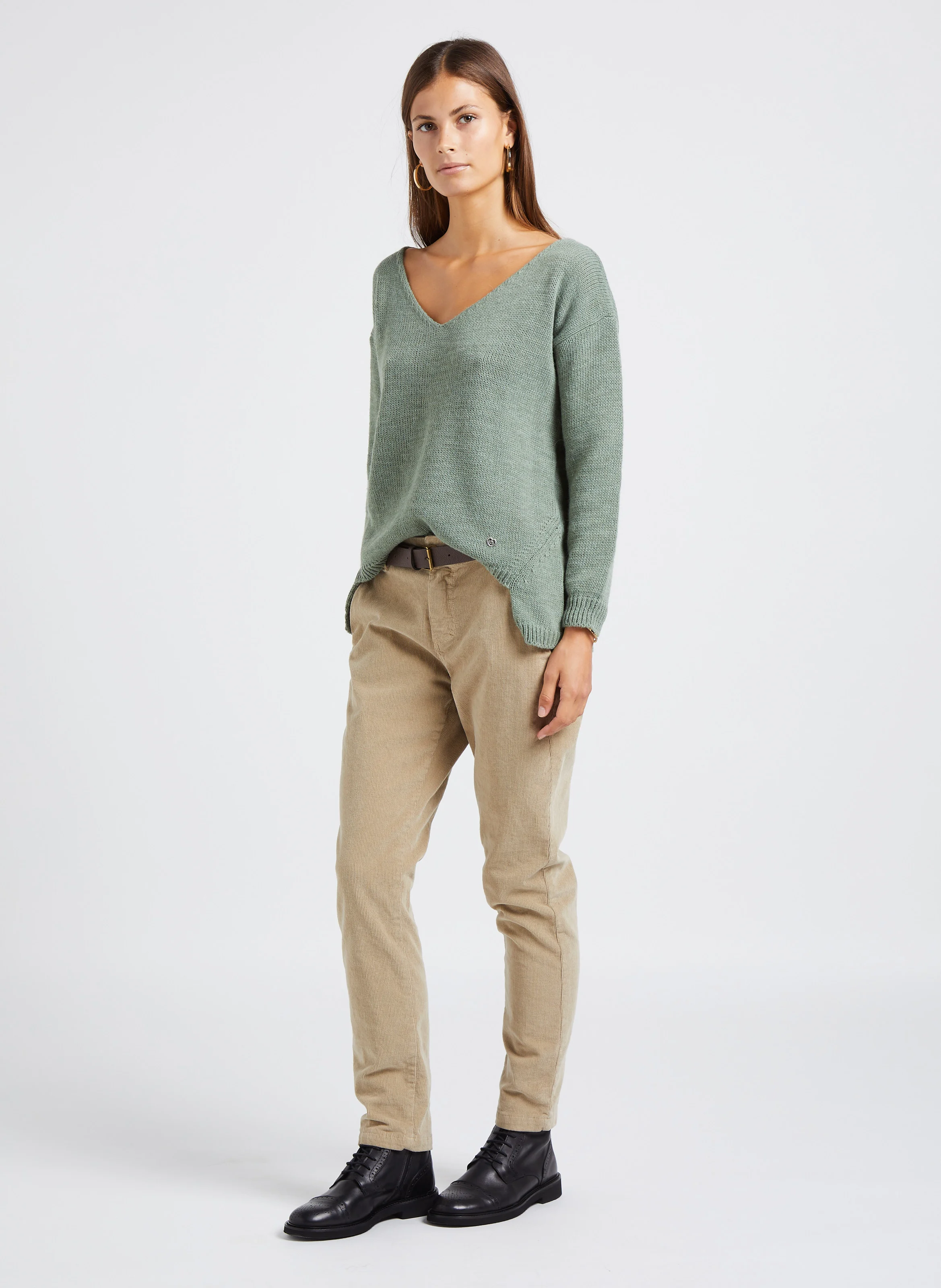 Pull col V en maille mélangée| Vert