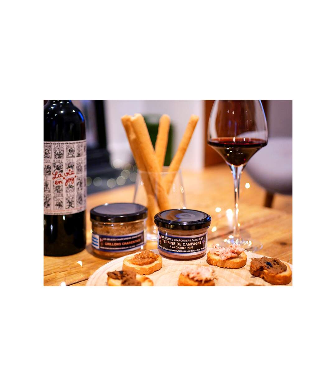 Coffret 7 services livré à domicile : produits de sélection MOF, terrines et vin - SMARTBOX - Coffret Cadeau Gastronomie