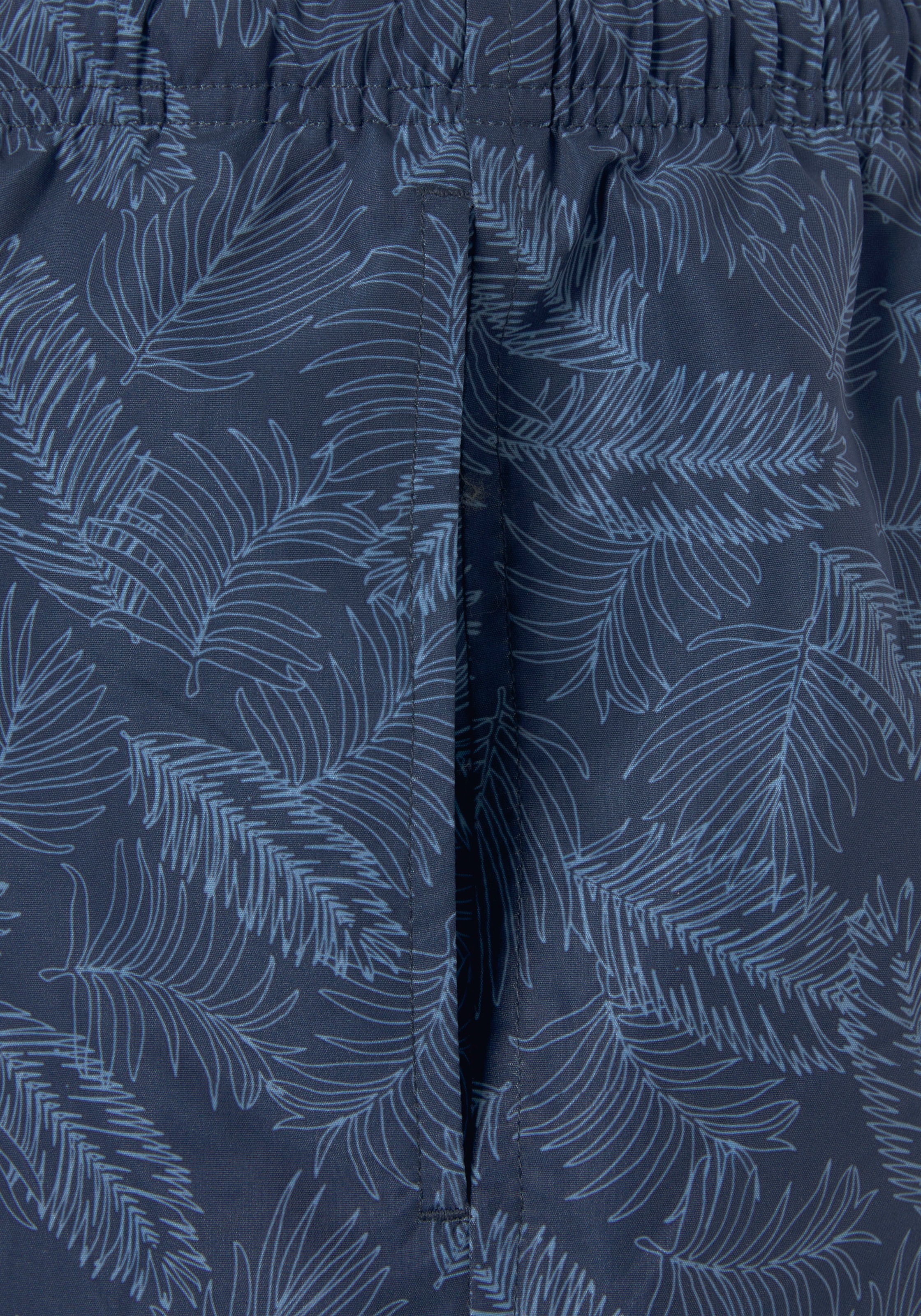 Bruno Banani Badeshorts , mit floralem Design