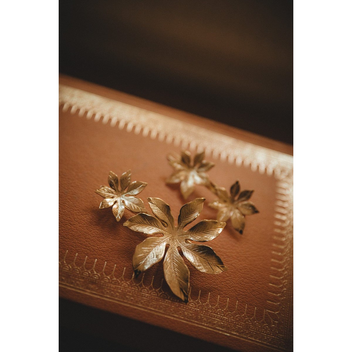 maxi barrette fleurs doré à l'or fin - CHLORIS