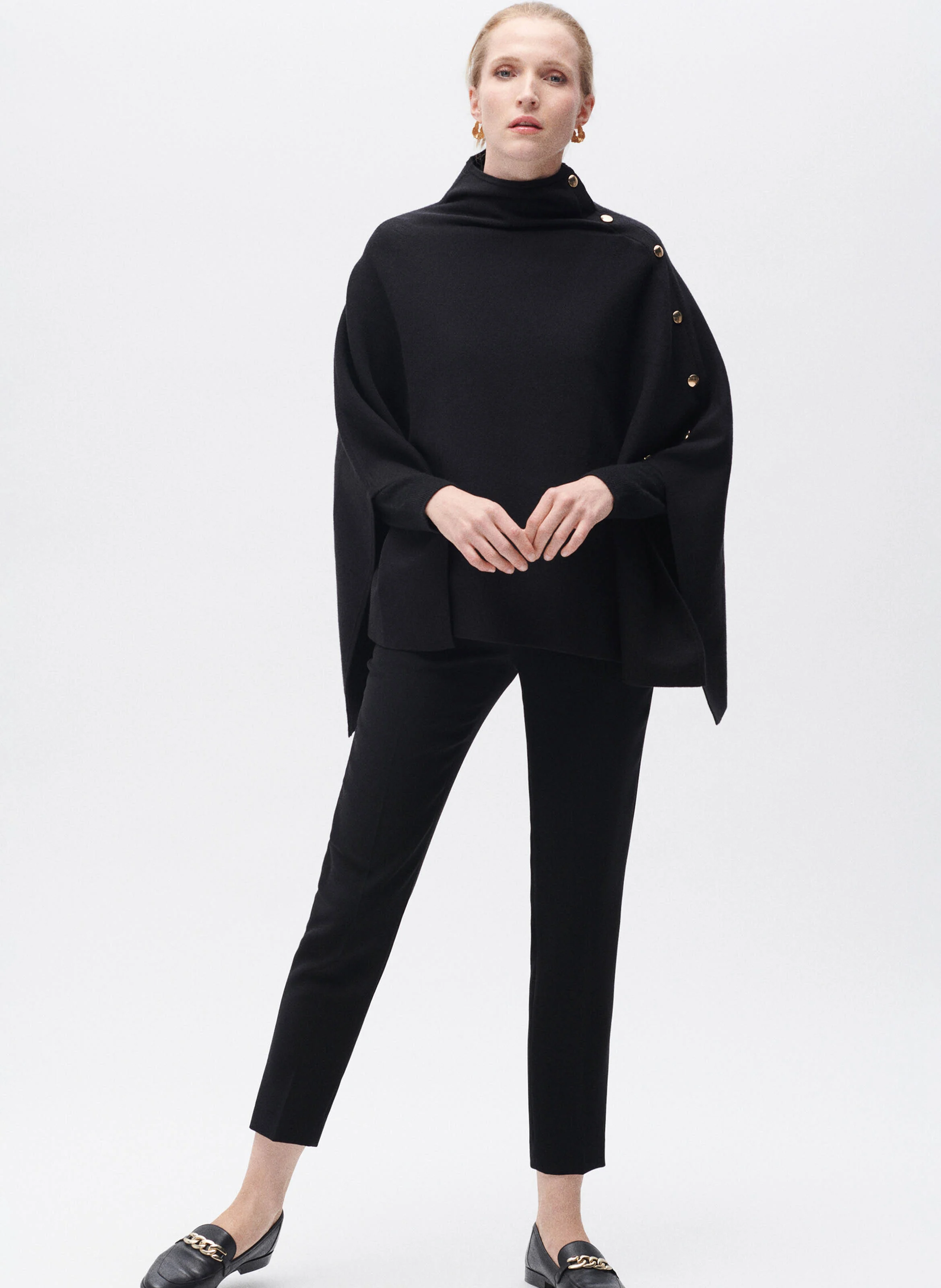 HELVIRA - Poncho col montant | Noir
