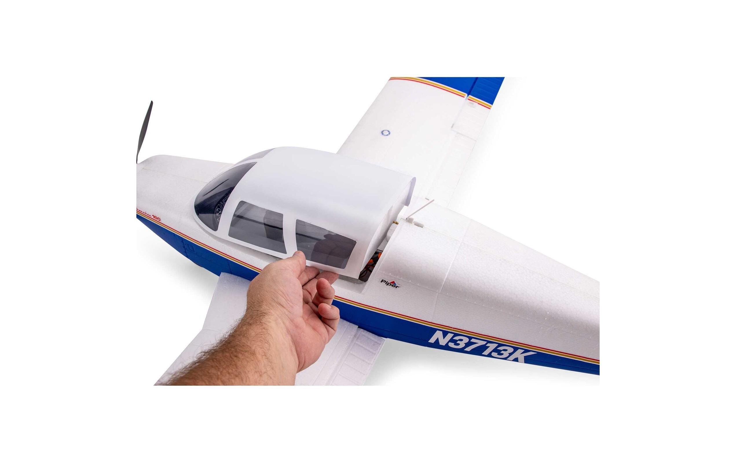 Motorflugzeug PA-28 Cherokee 1300 mm AS3X & SAFE, BNF Basic<br>Piper Cherokee Tiefdecker Scale-Flugmodell mit Spektrum Technik