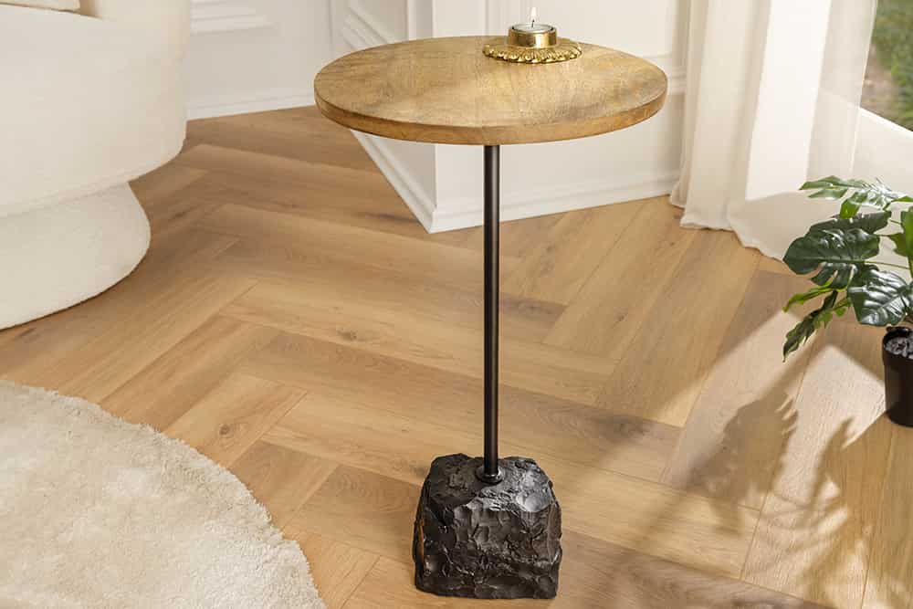 Runder Beistelltisch TRAYFUL 55cm natur Mangoholz Massivholz Marmorfuß Metall schwarz