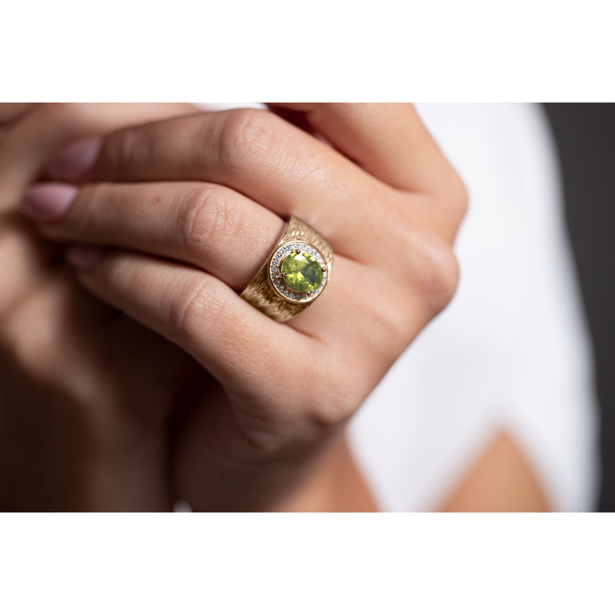 Bague VICTORIA en Plaqué Or avec pierre synthétique vert