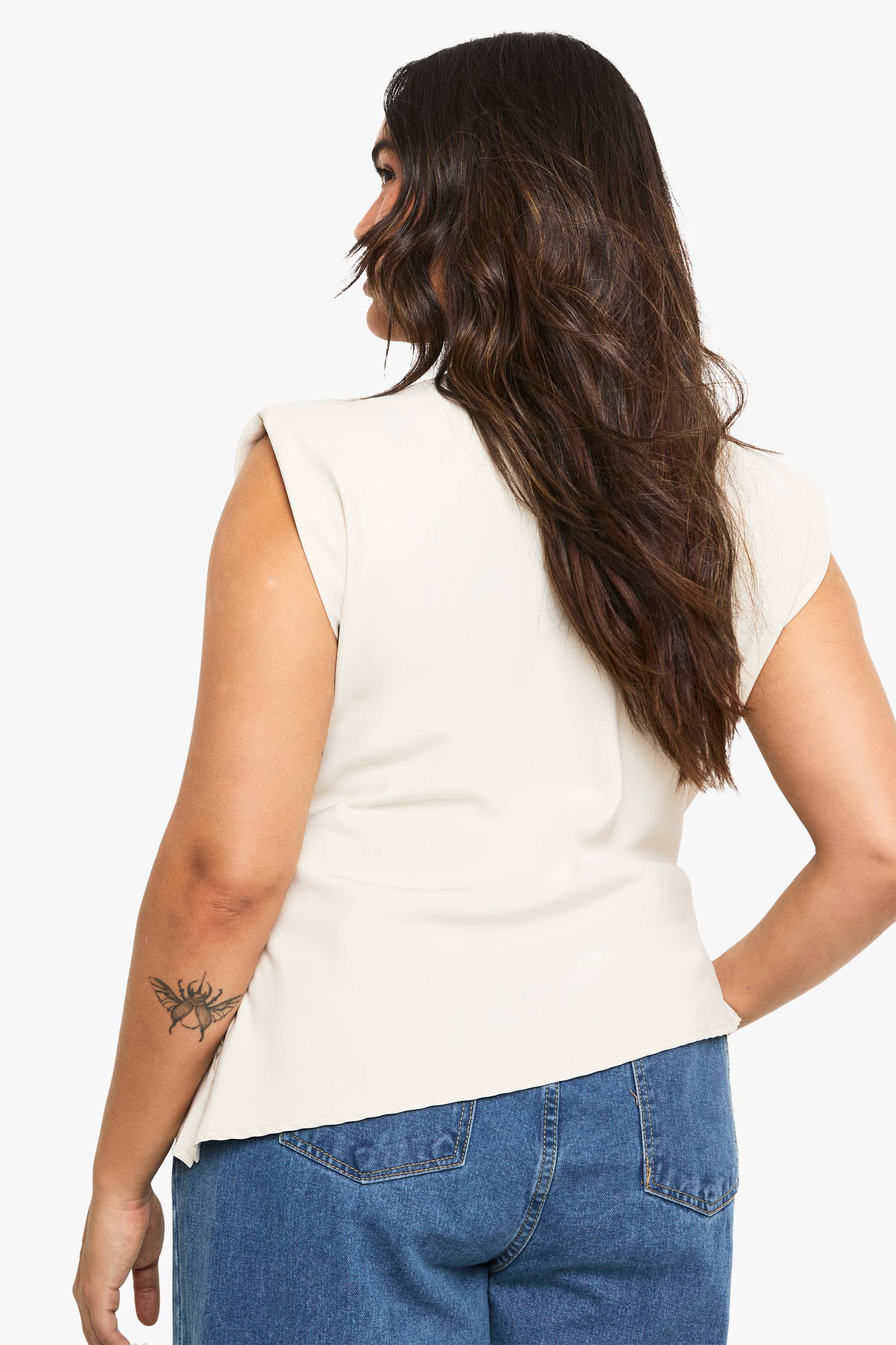 boohoo Chemisier Asymétrique Avec Épaulettes Froncées Plus