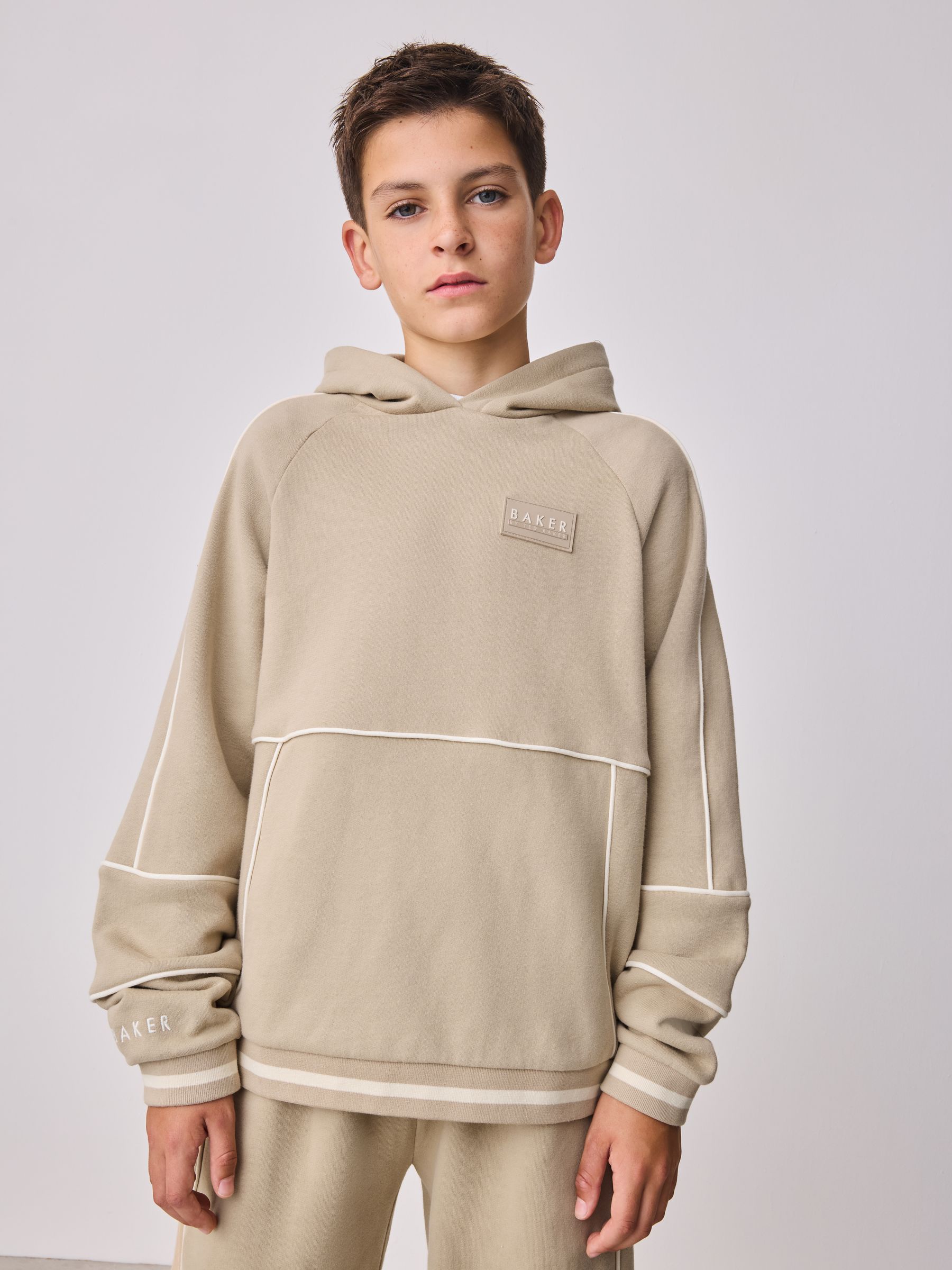Pastelgeel - Baker by Ted Baker Oversized Piped Hoodie and Joggers Set