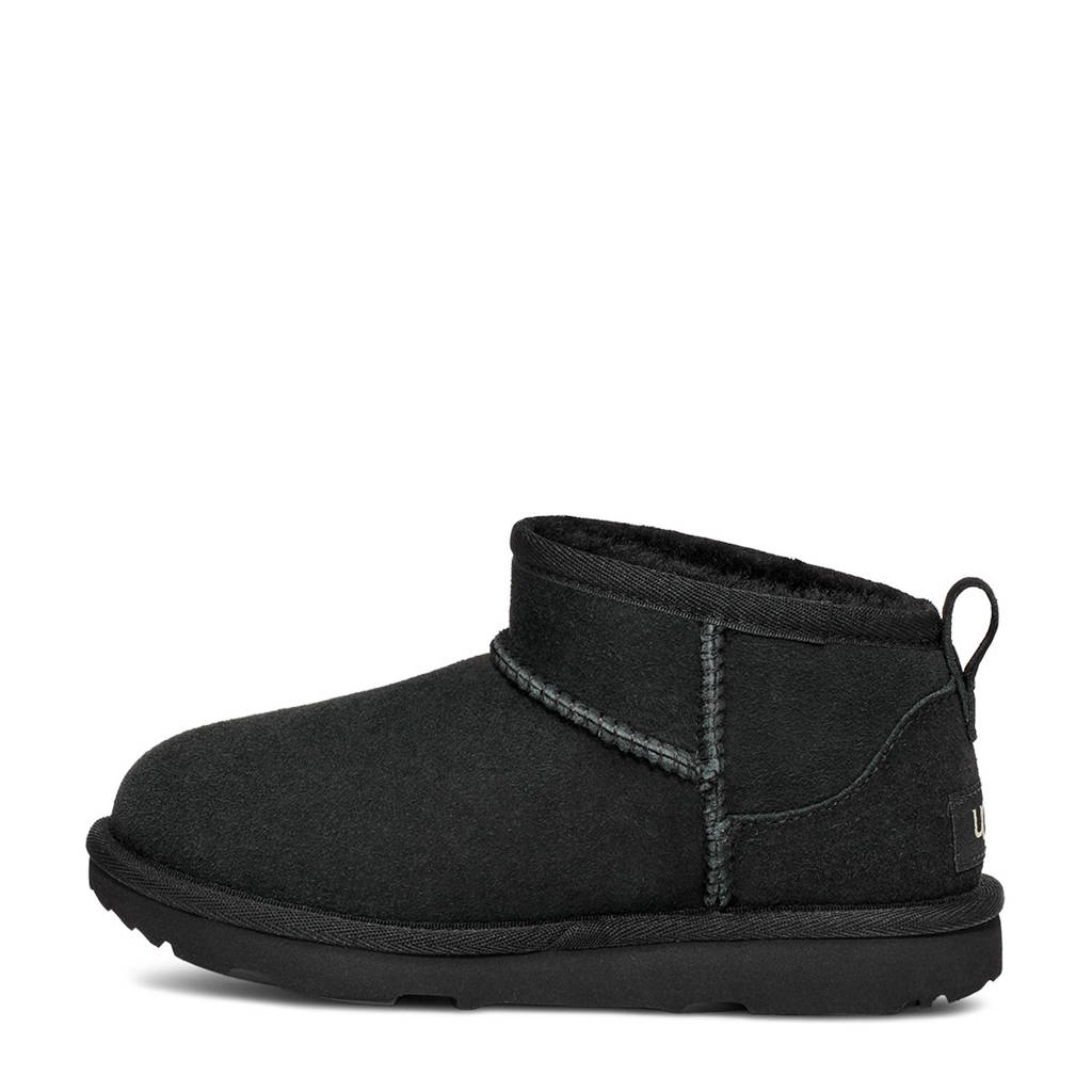 UGG Classic Ultra Minisuède enkelboots zwart