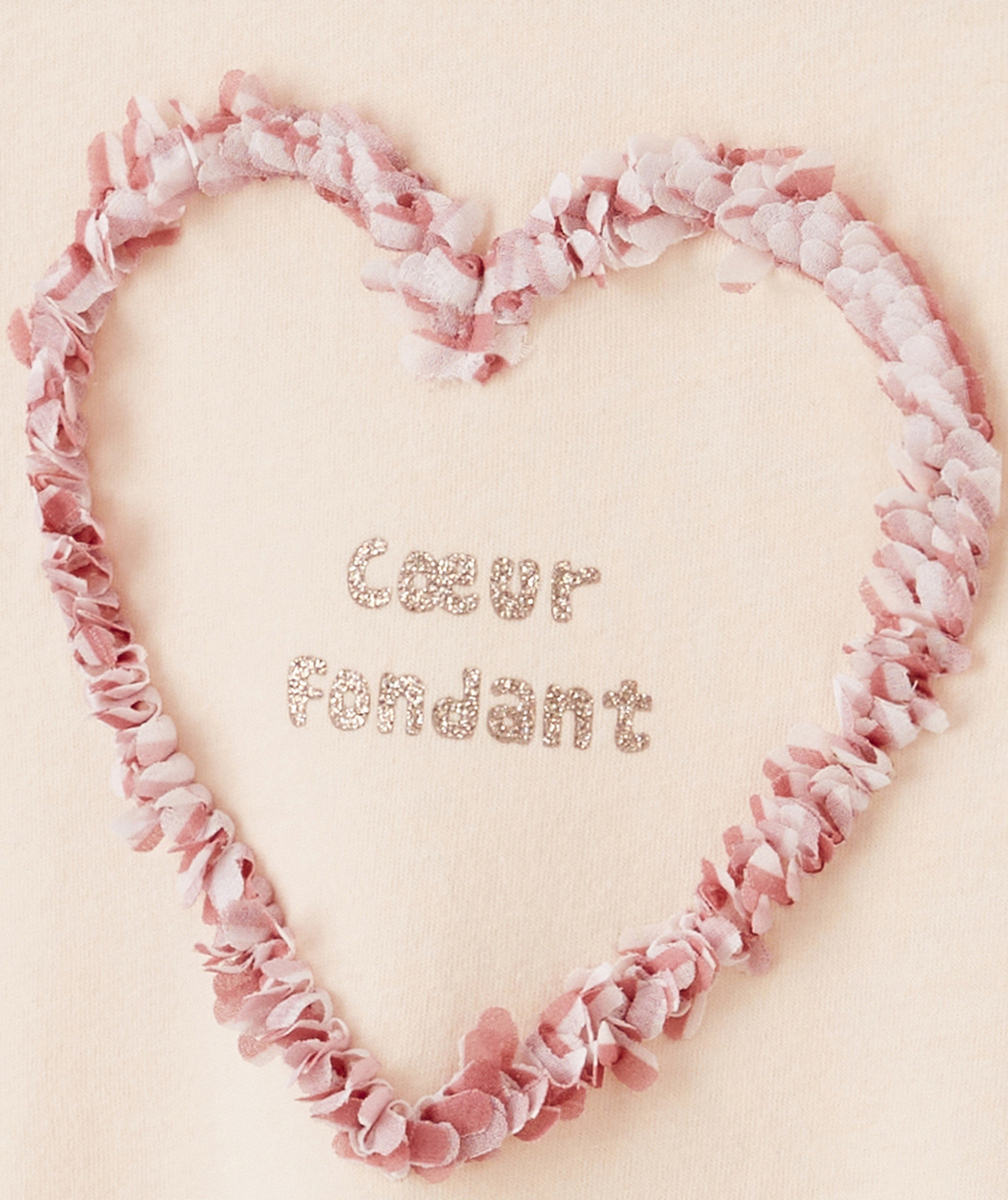 T-SHIRT BÉBÉ FILLE EN COTON BIO ROSE PÂLE AVEC COEUR