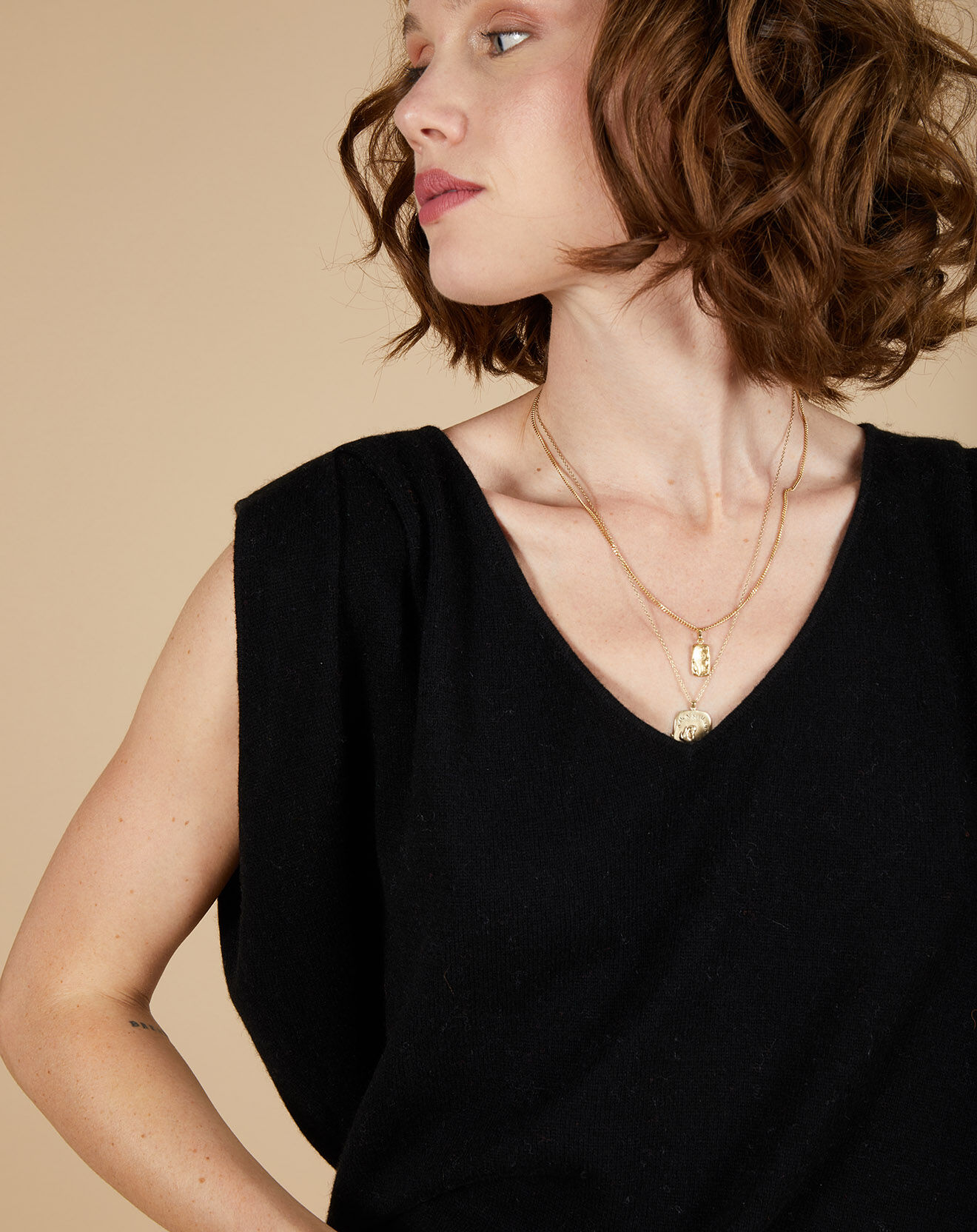 Cashmere Tribu Pull 100% Cachemire Bella épaulettes noir