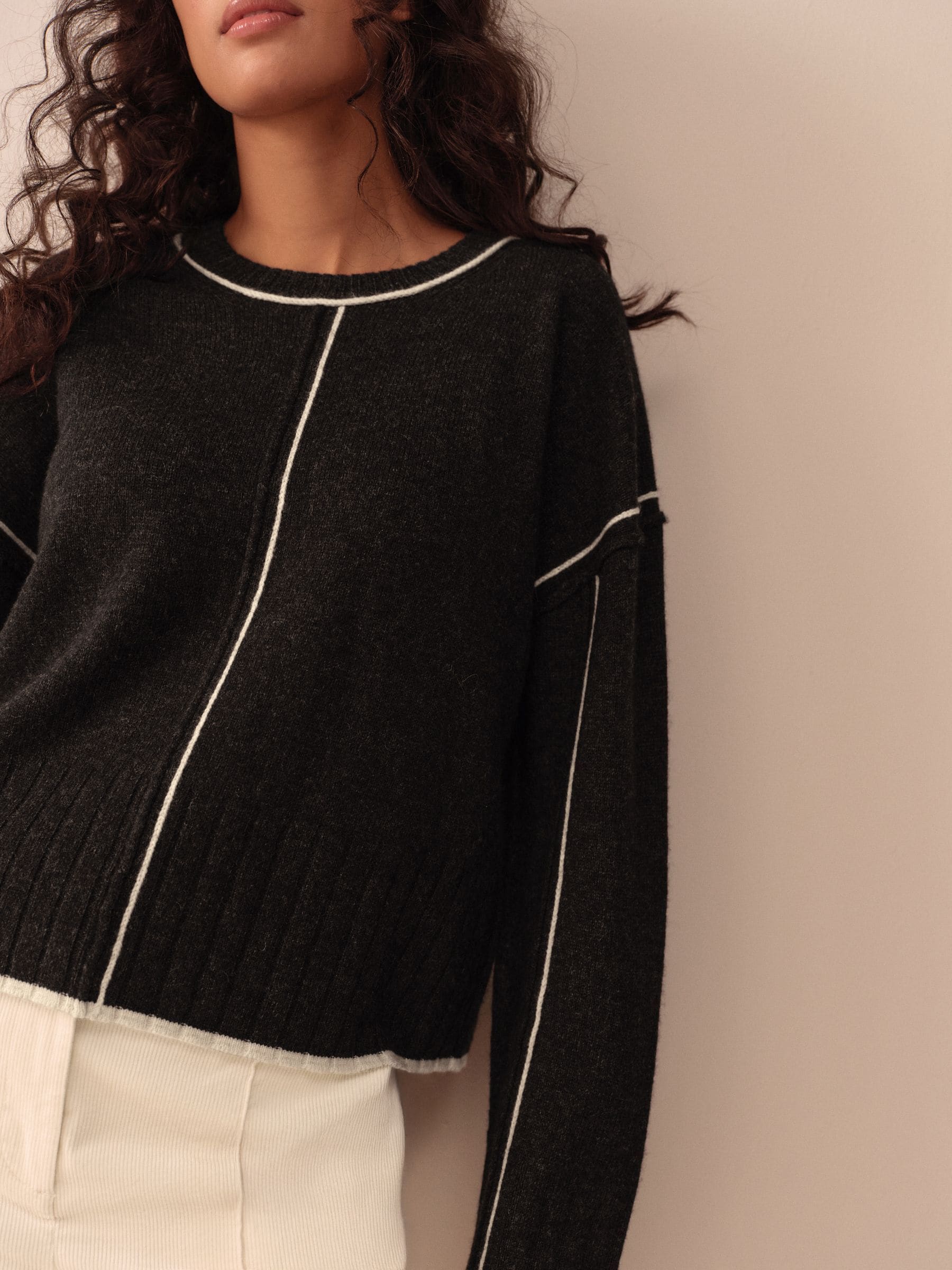 Charcoal Tipped - 100% N.Premium trui van lamswol met ronde hals