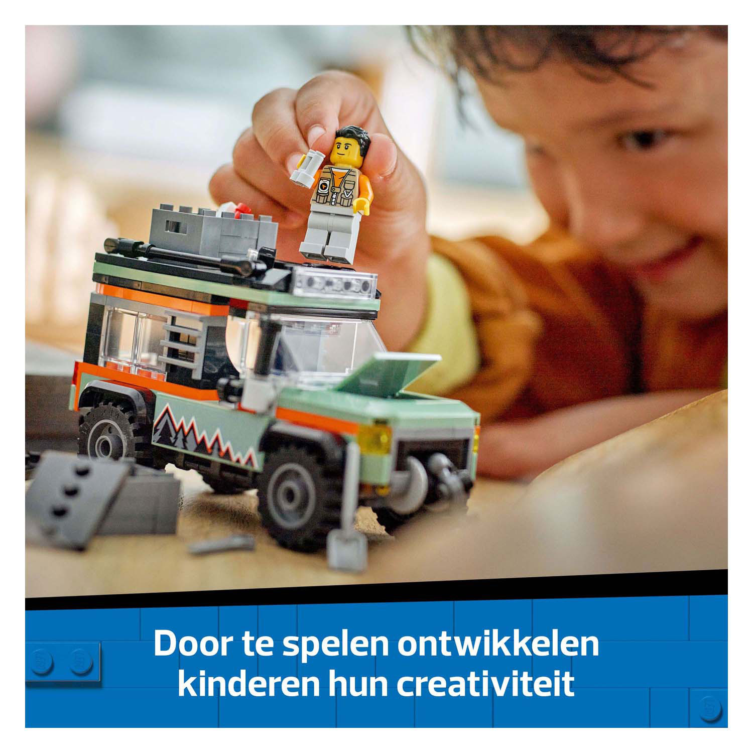 LEGO City 60447 4X4 Terreinwagen voor In De Bergen