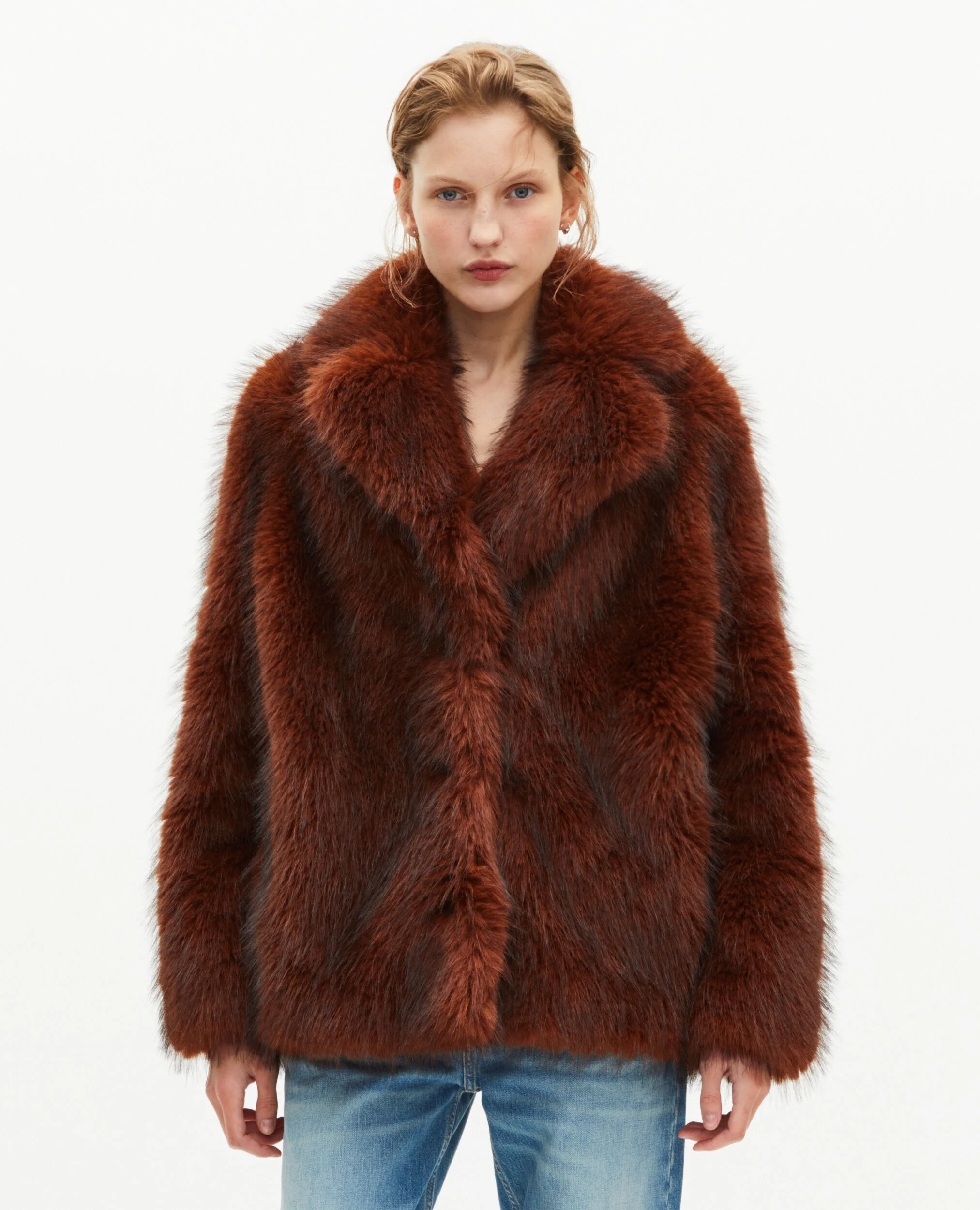 Manteau court effet fourrure marron