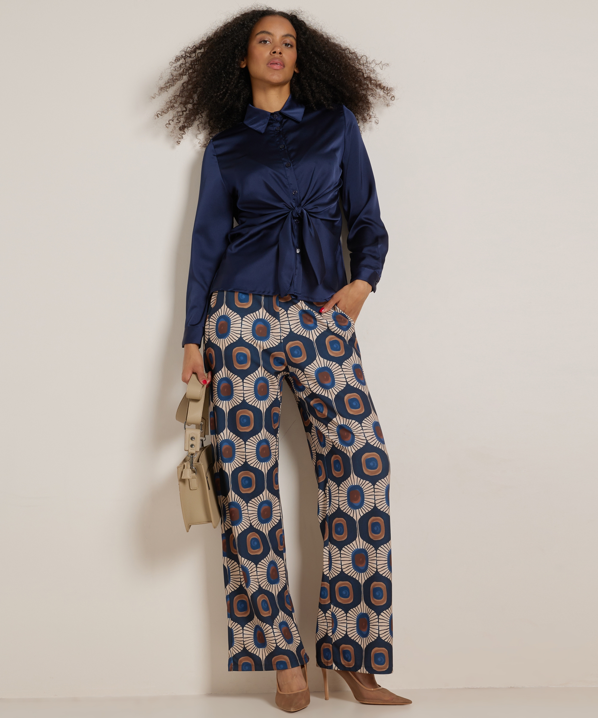 blouse met knoopdetail