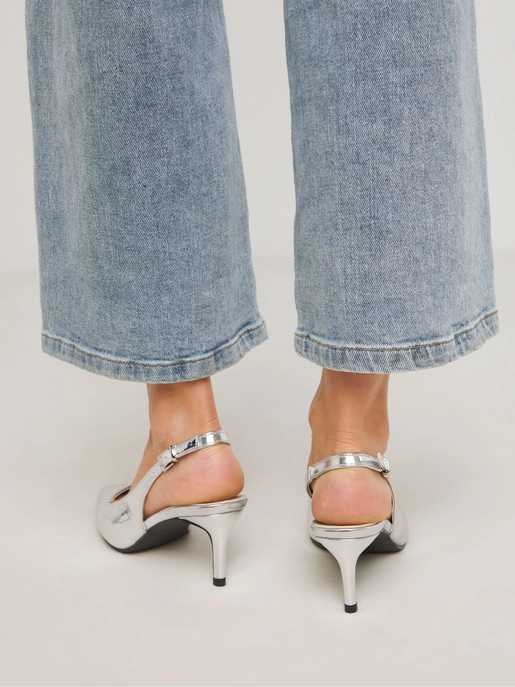 Zilver - Simply Be Slingback Court Shoes