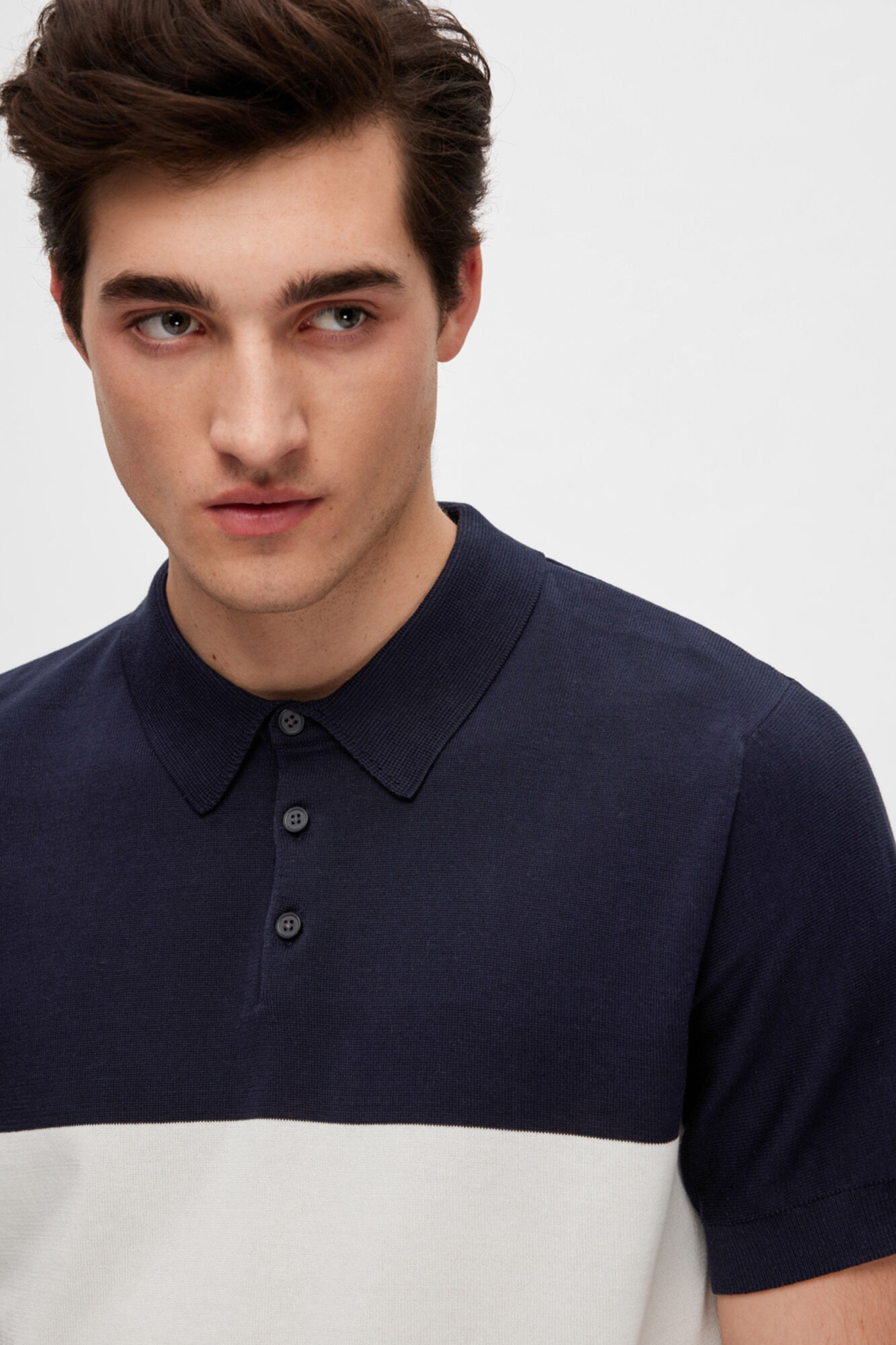 Camisa polo de manga curta em malha de algodão orgânico. - Cinza escuro
