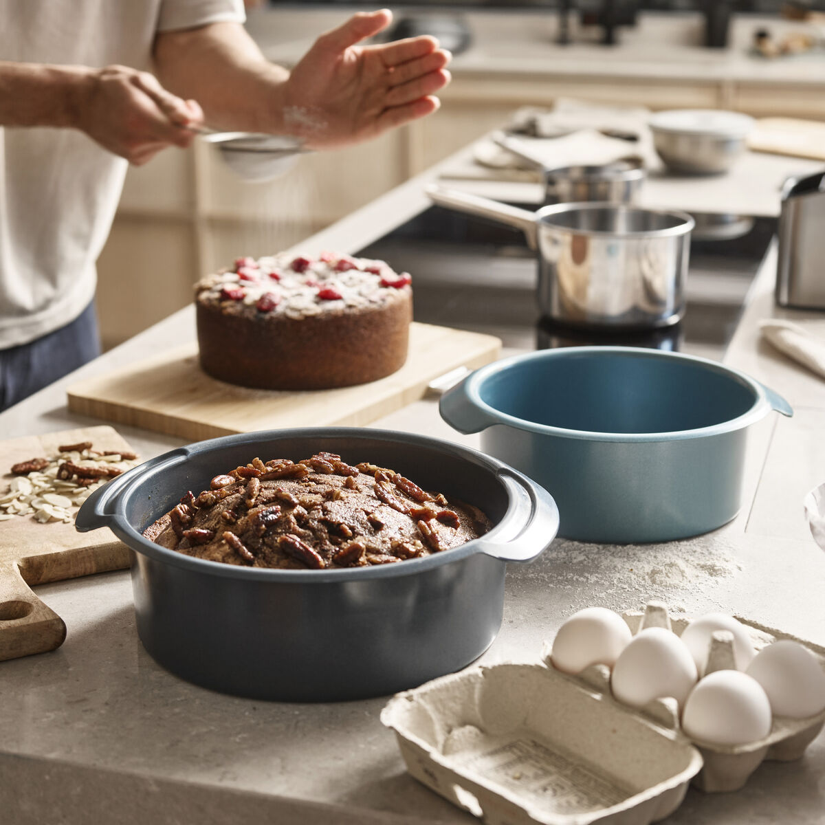 Joseph Joseph Nest Bake runde kakeformer, 20 + 23 cm