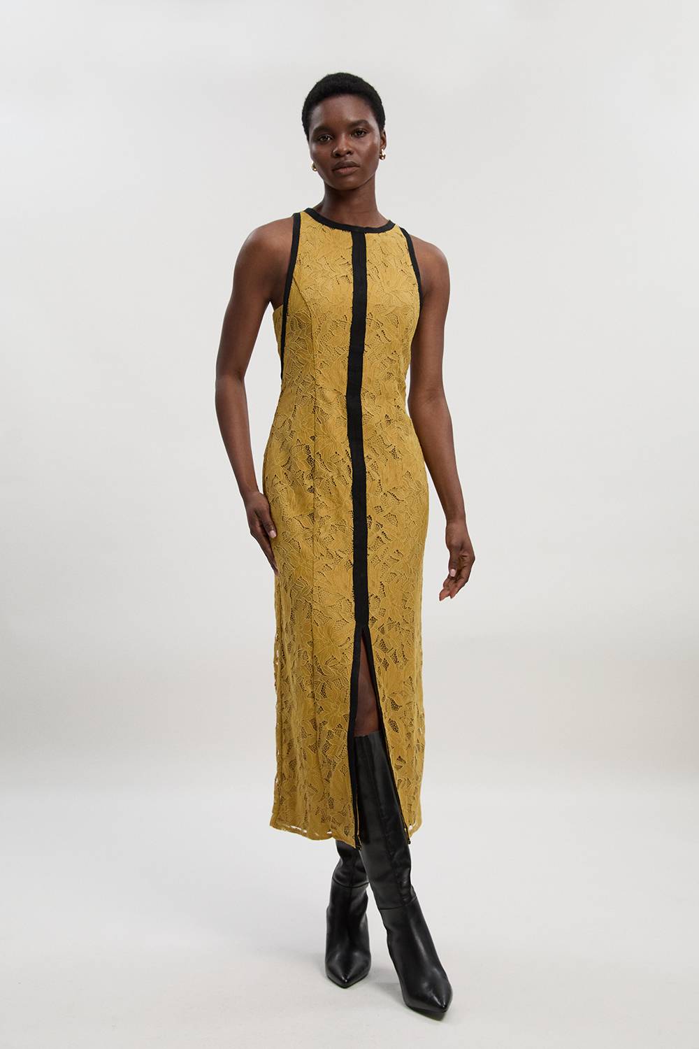 KarenMillen Robe maxi en dentelle avec passepoil noir tissé