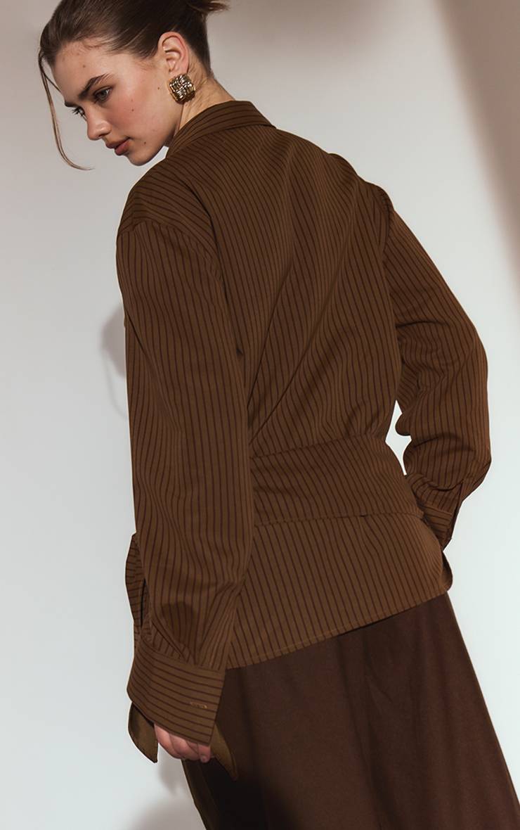 Marron Foncé Chemise Oversize À Rayures Avec Taille Nouée