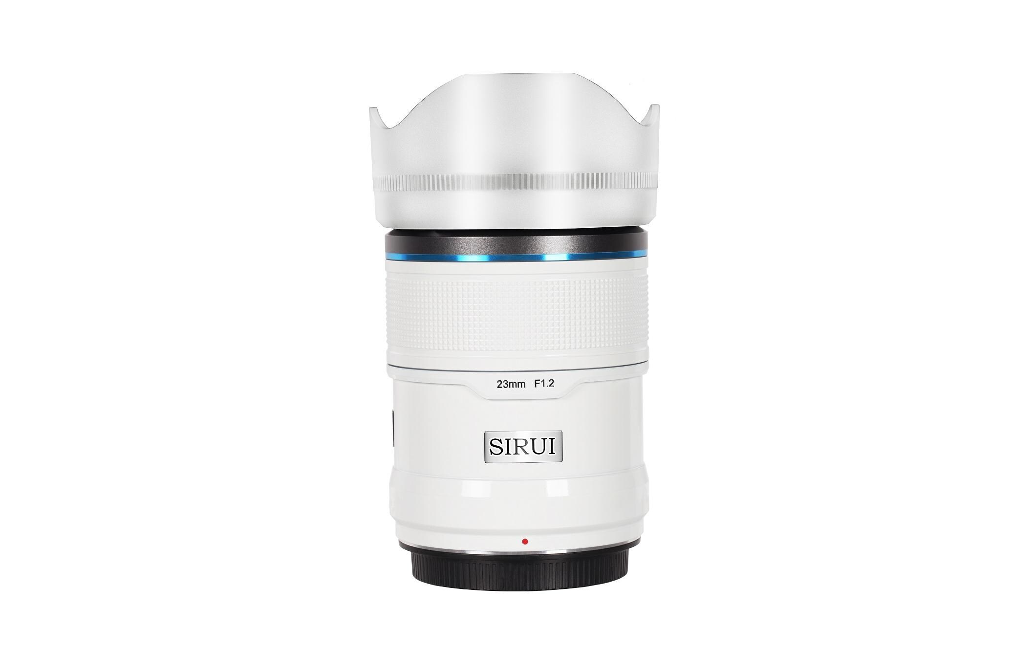 Festbrennweite Sniper 23, 33, 56mm F/1.2 Weiss Sony E<br>Das 3-Objektiv-Set aus der Sniper-Serie mit Autofokus in Weiss