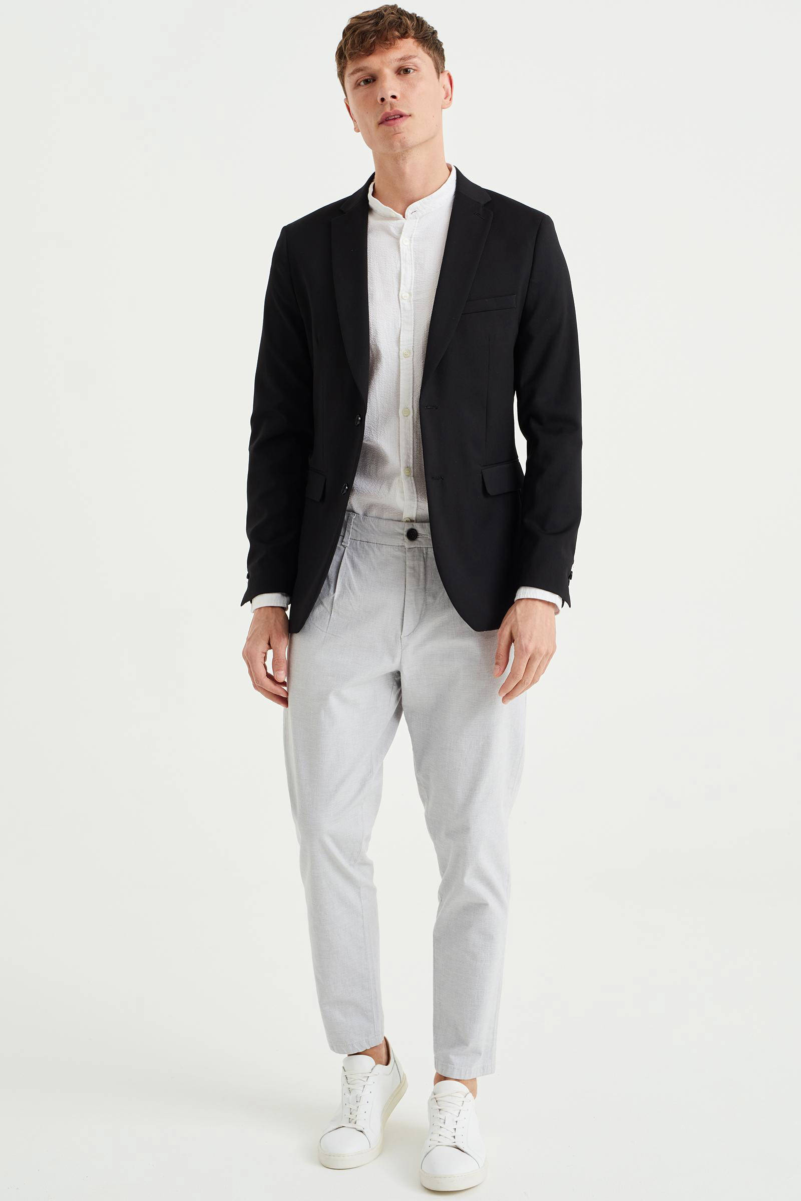 WE Fashion slim fit colbert