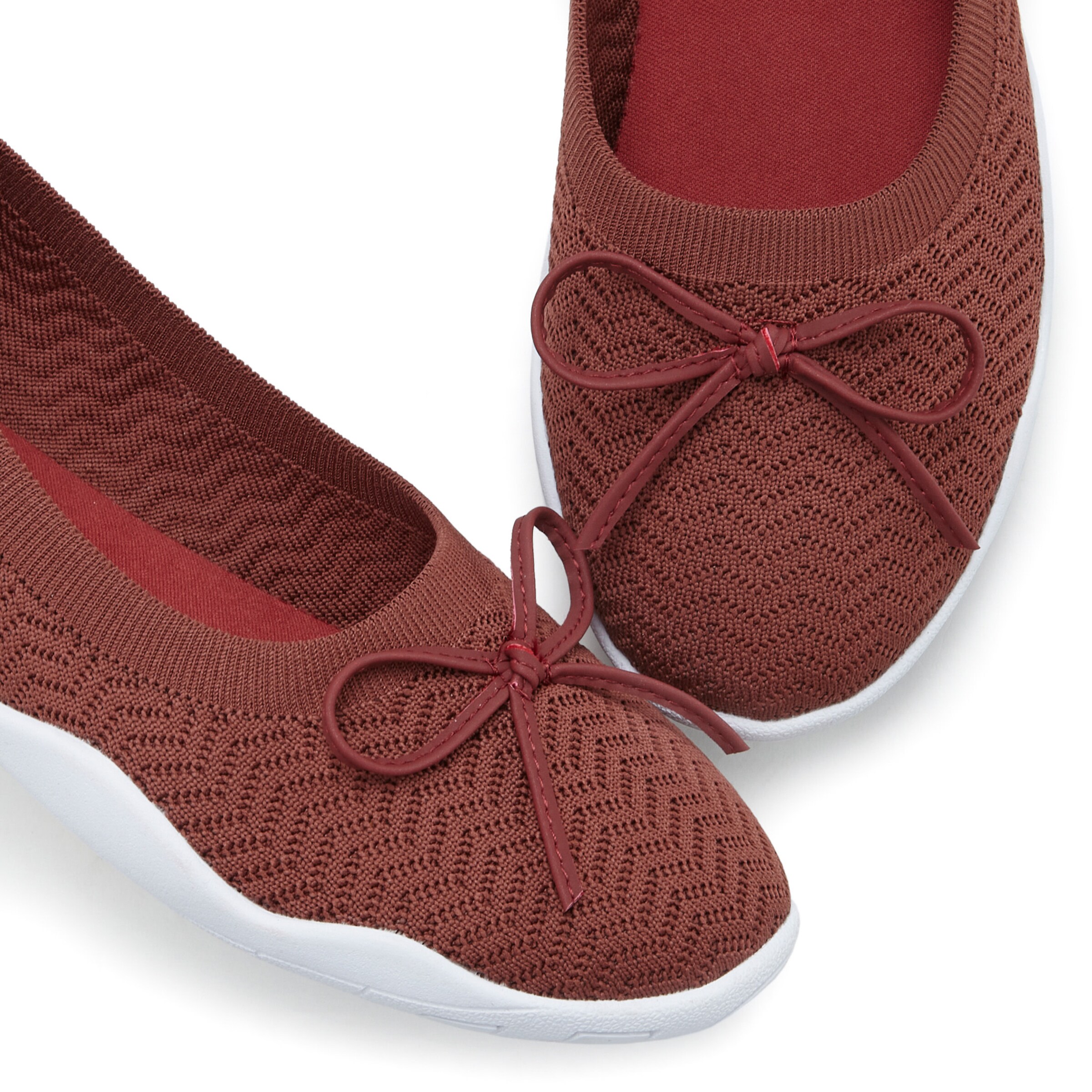 LASCANA Sneaker Ballerinas in rotbraun