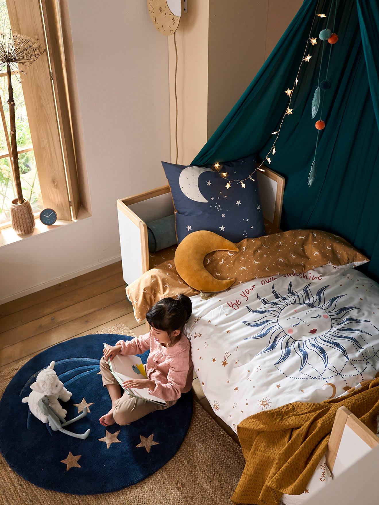 Conjunto infantil: capa de edredom + fronha ASTRO tamanho médio, branco liso com estampas