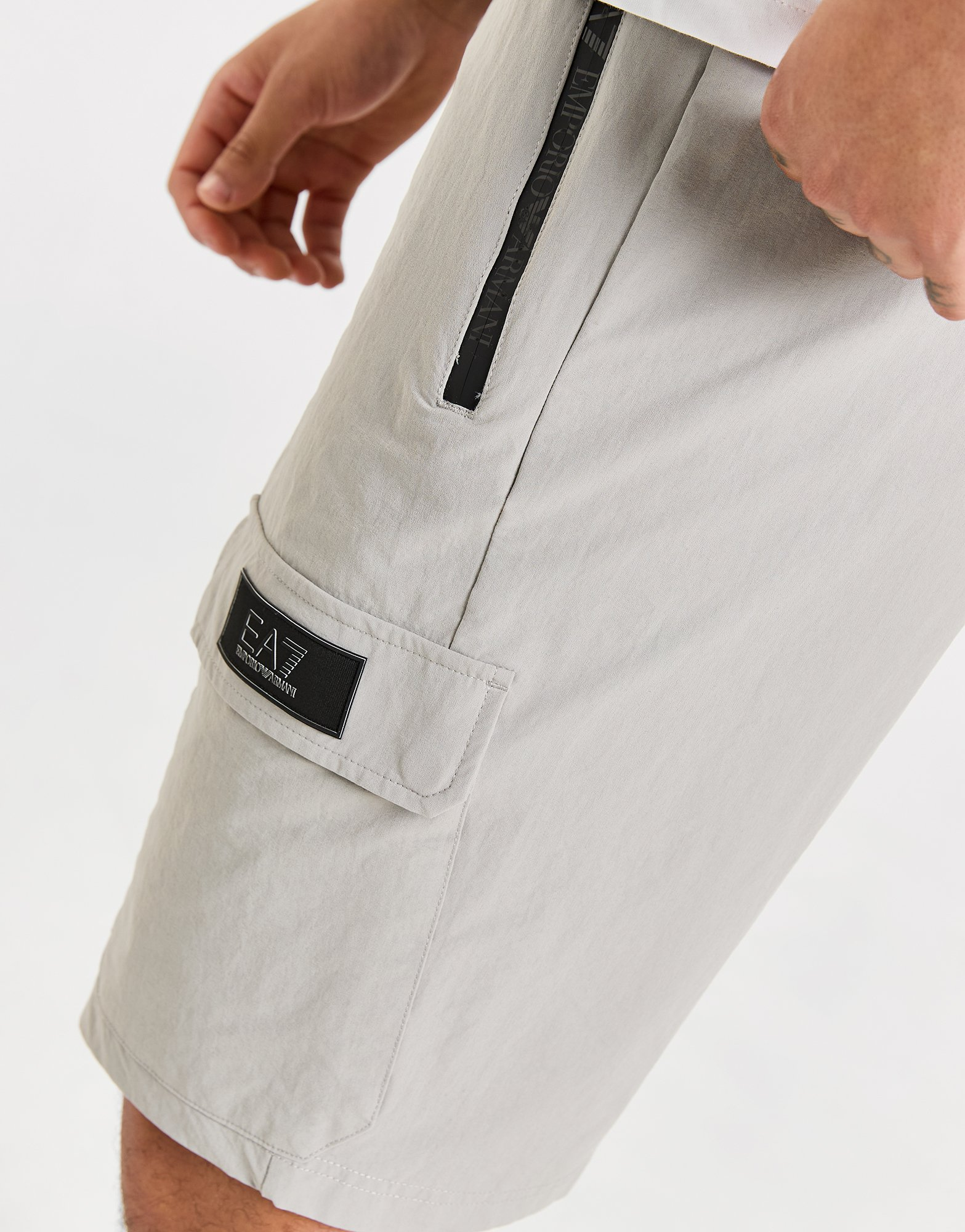 Emporio Armani EA7 Short Cargo Tech Homme