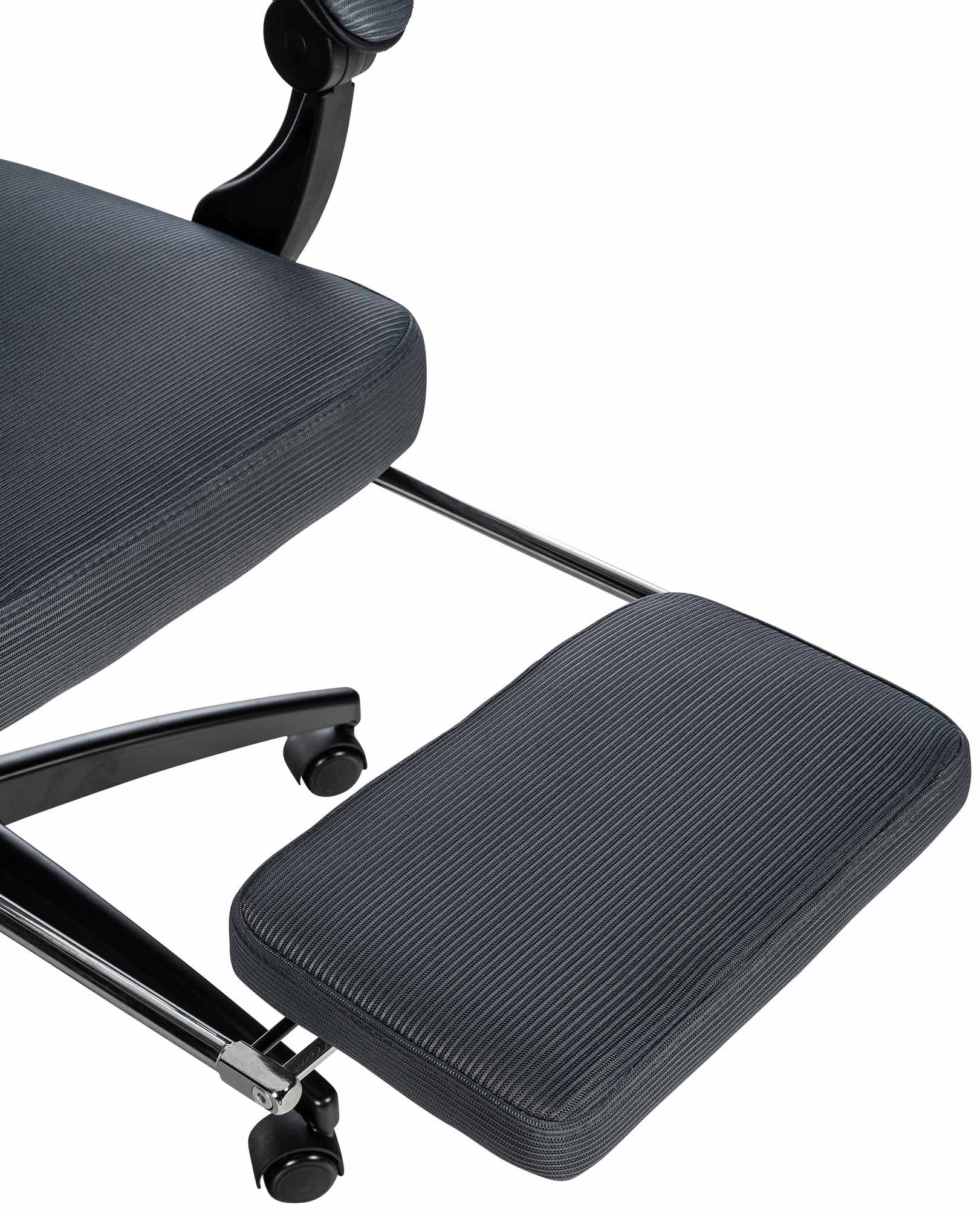 CLP Bürostuhl Gander Ergonomisch I Verstellbare Kopfstütze I Fußstütze, Lendenwirbelstütze, 360° Drehstuhl I 135° Kippfunktion