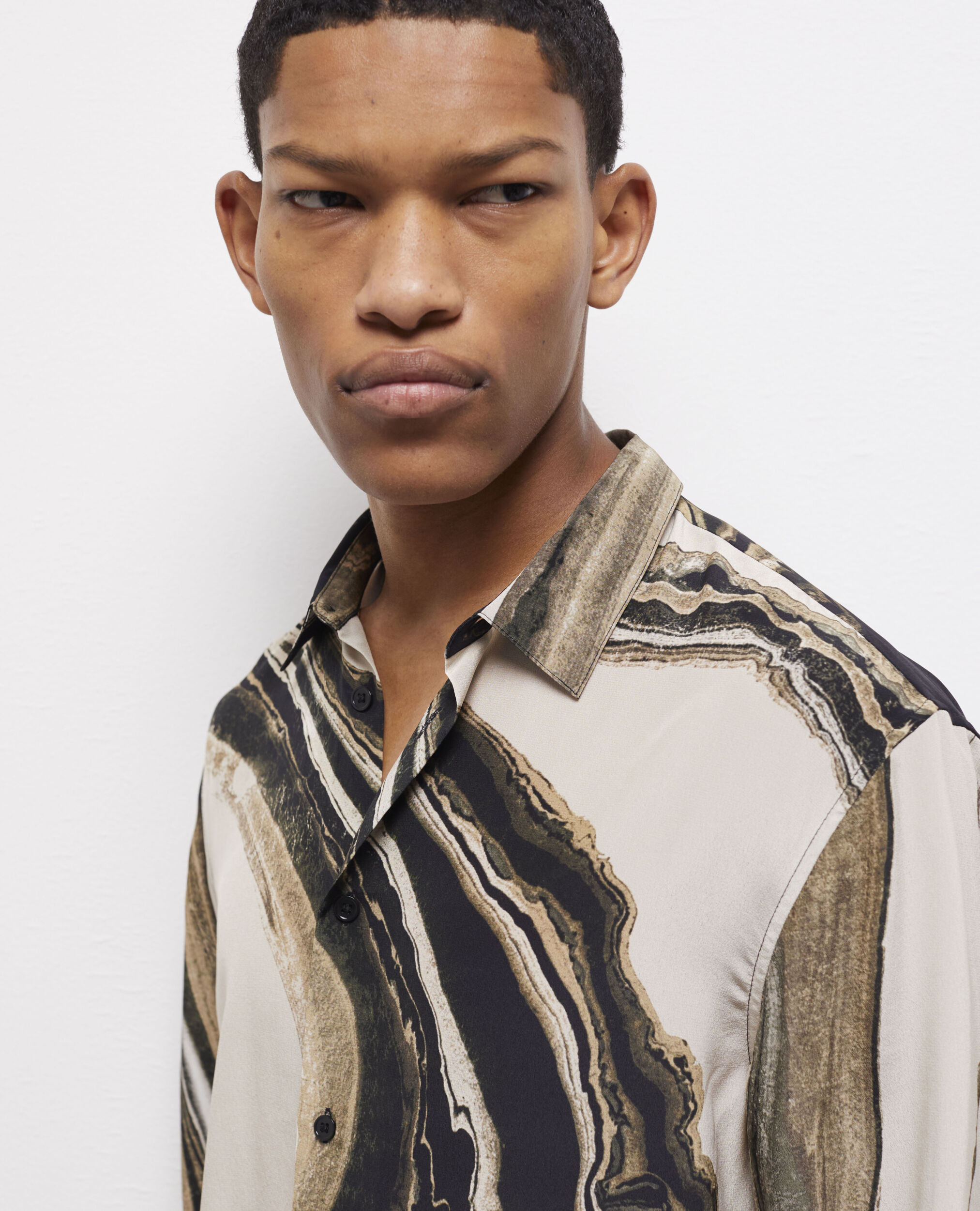 Chemise en soie imprimée