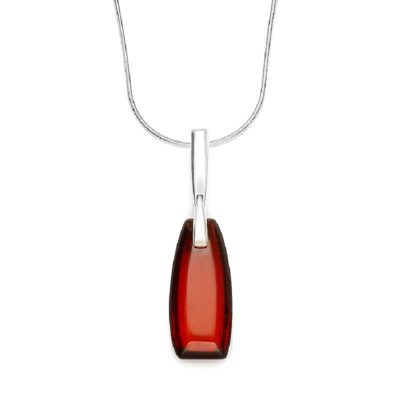 Collier en ambre cerise