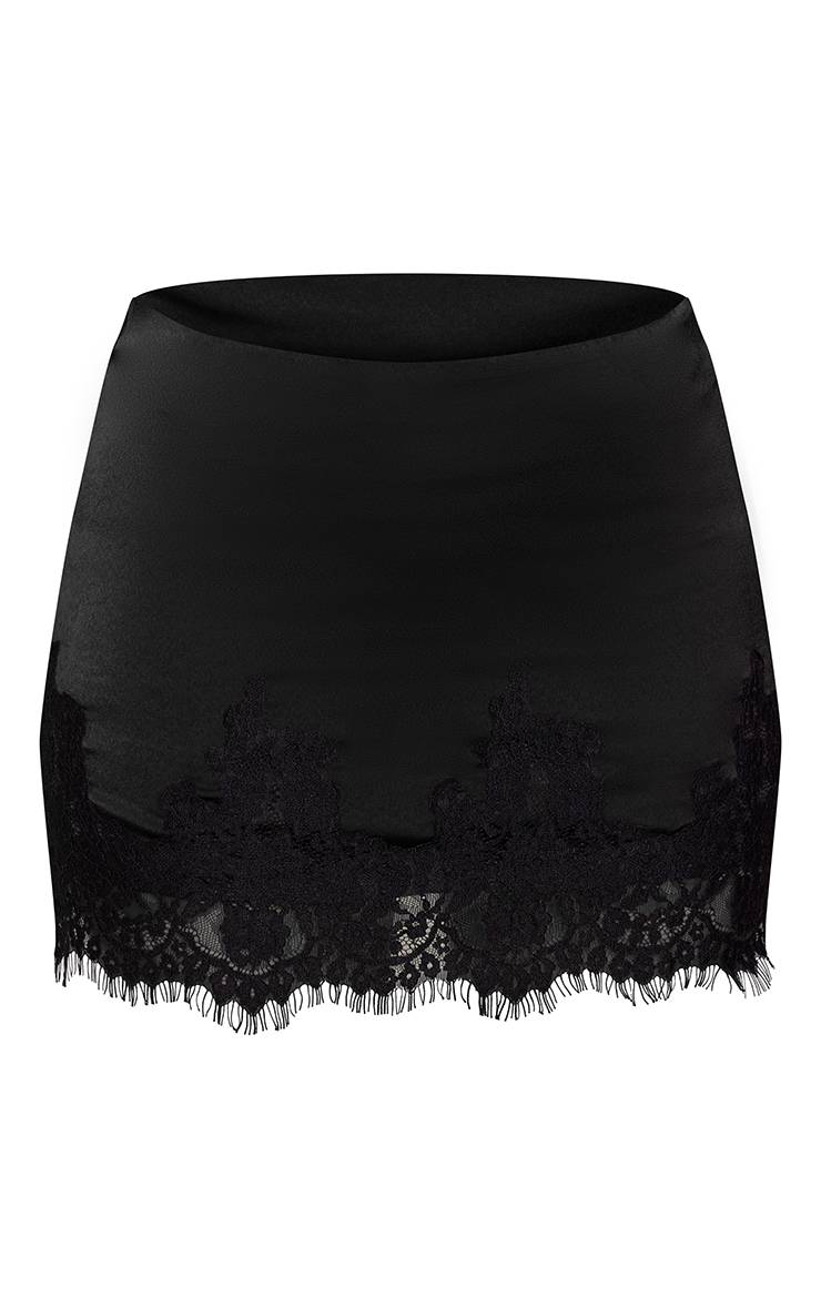 Marron Mini-jupe En Satin Chocolat Foncé Avec Bordure En Dentelle Petite