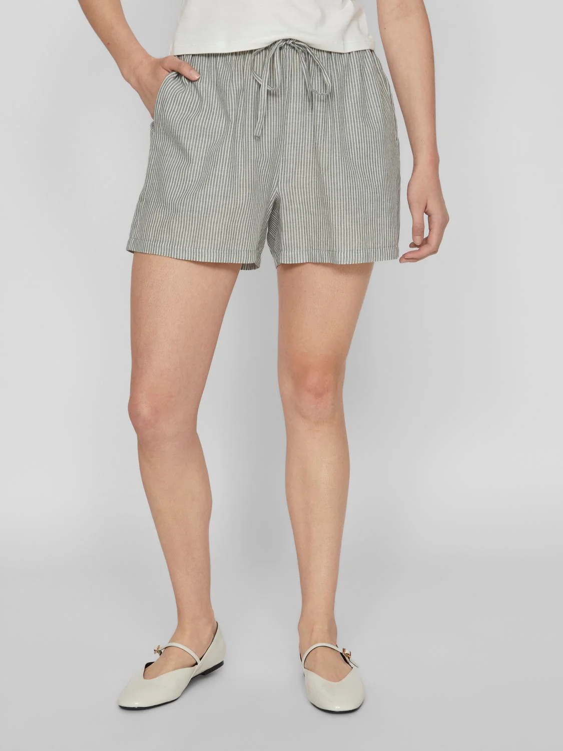 Vila  Viabina shorts - Green Milieu