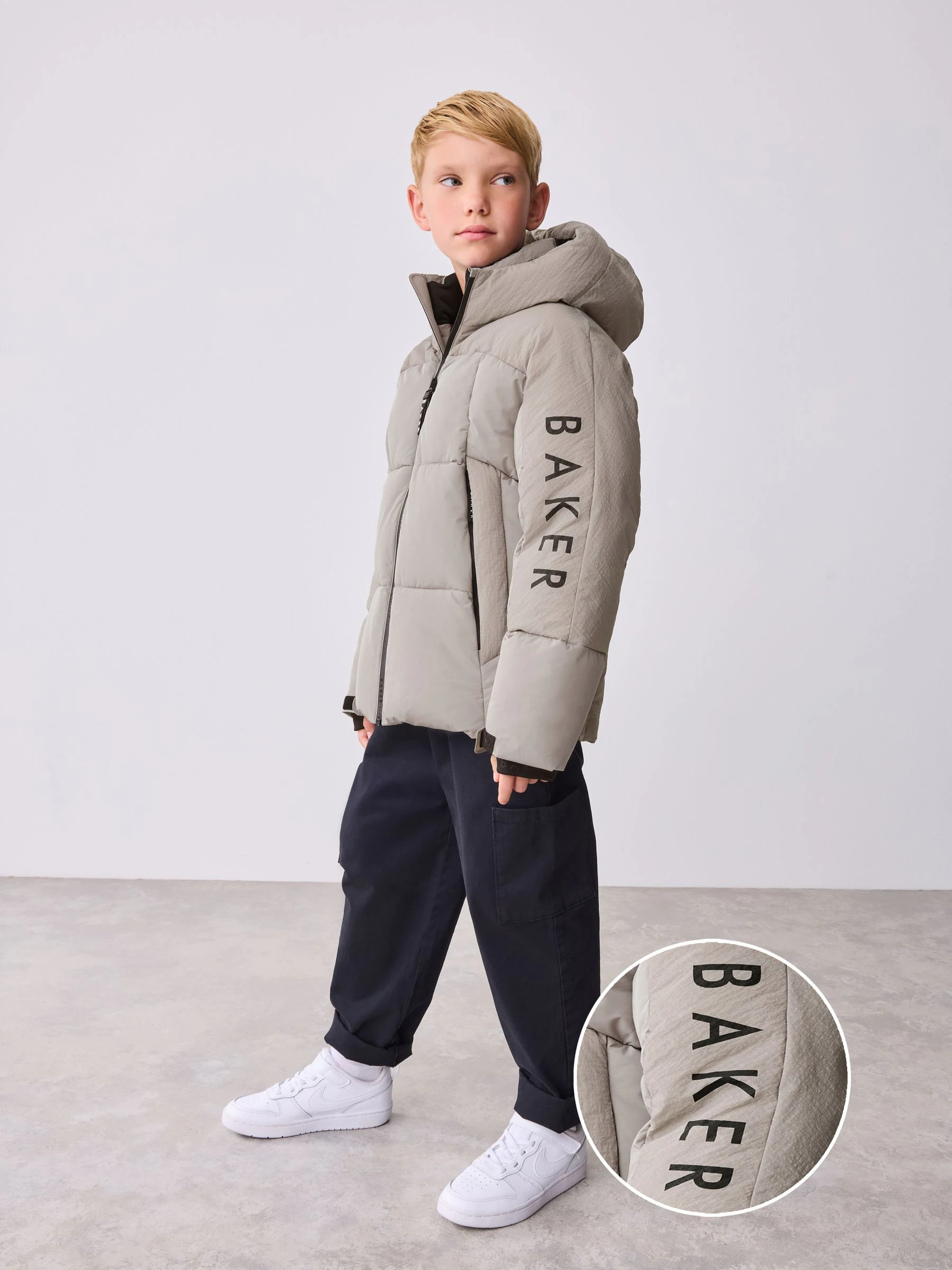 Baker by Ted Baker Baker by Ted Baker Naturel Regenbestendige Gevoerde jas