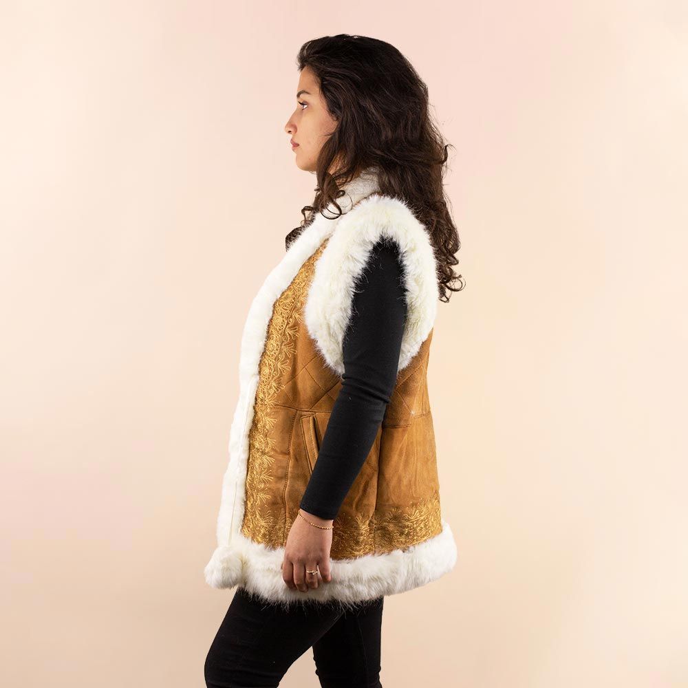 Afghan waistcoat Lois bruin
