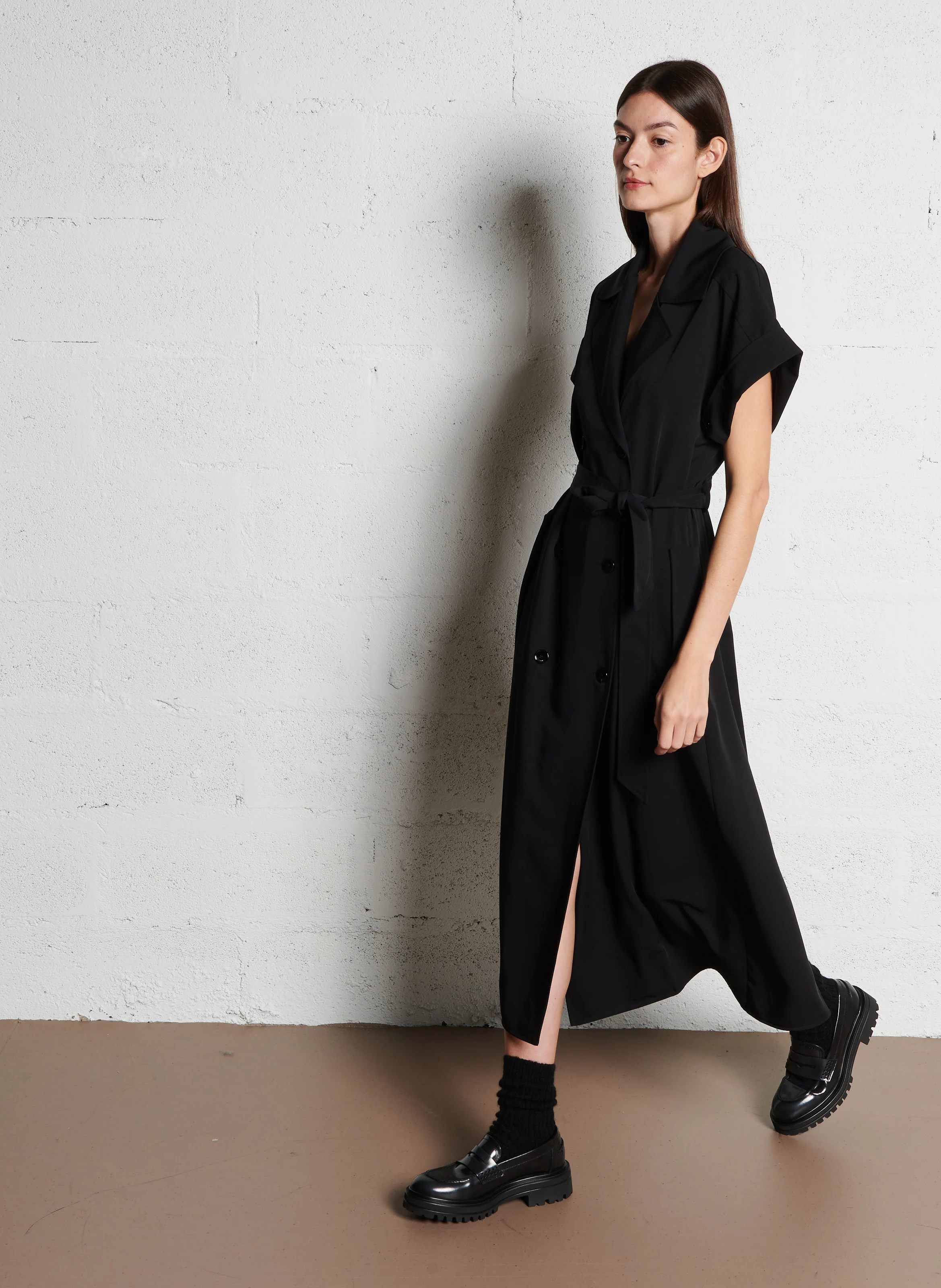 Robe longue ample à col tailleur | Noir