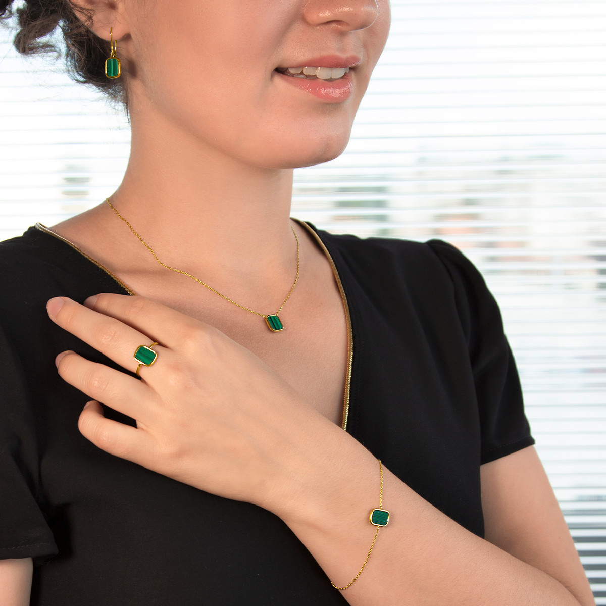 Collier or 750 jaune malachite rectangulaire 45 cm