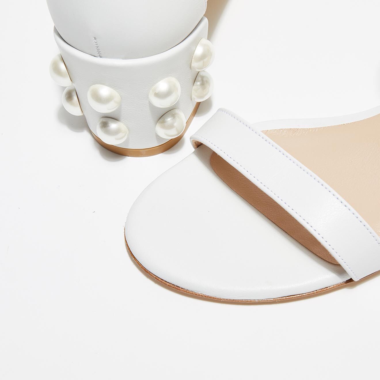 Stuart Weitzman Sandales en Cuir Simple Pearls blanches - Talon 6,5 cm