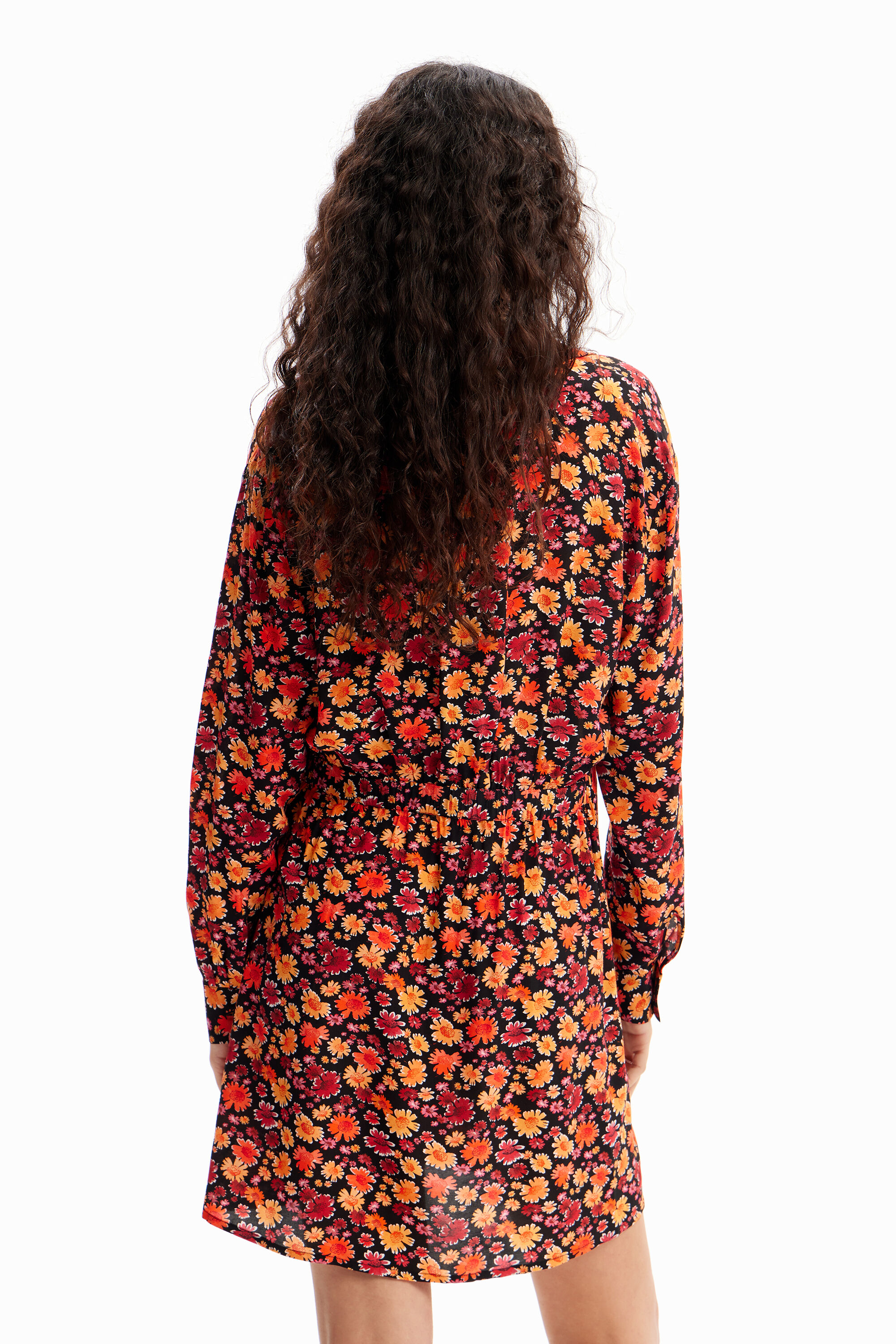 vestido curto floral