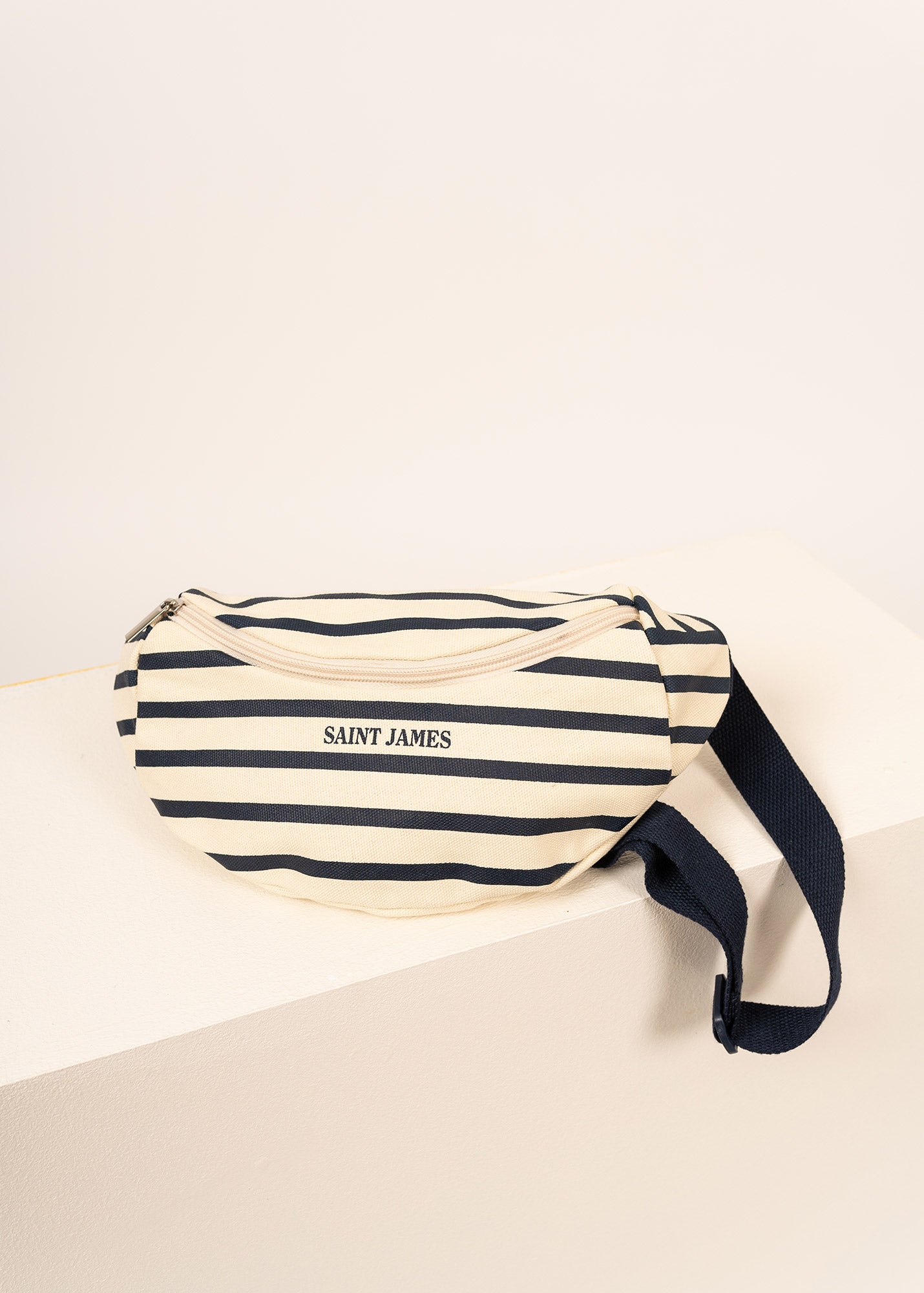Sac banane rayé