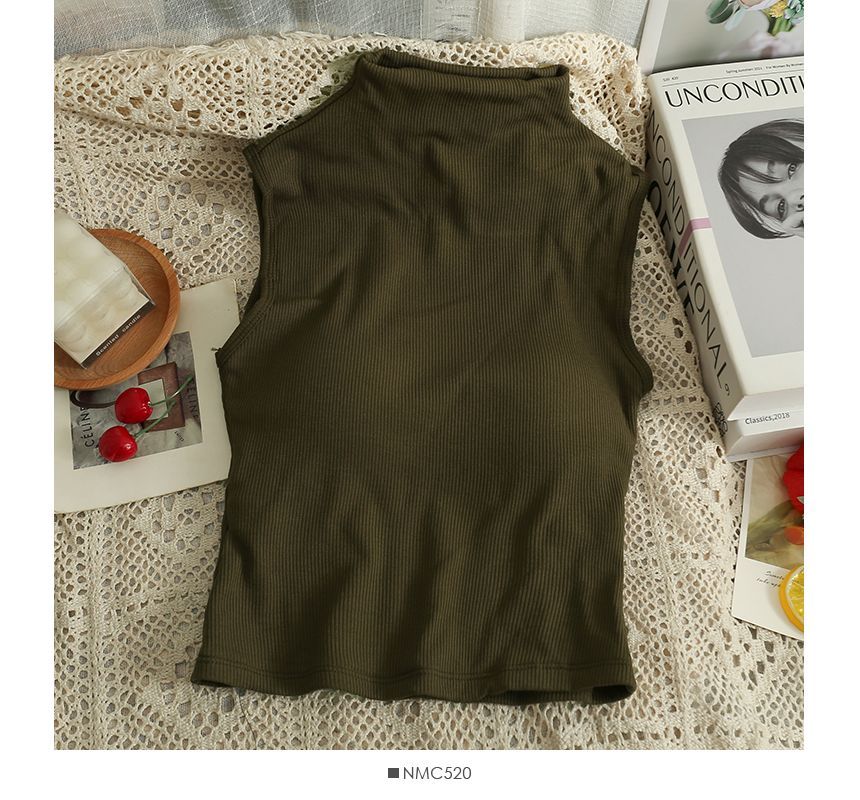 Lemongrass - Mock-neck crop tanktop met pads in 5 kleuren