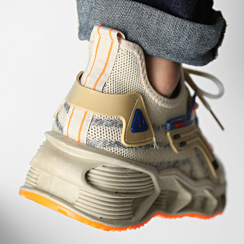 Baskets Beige